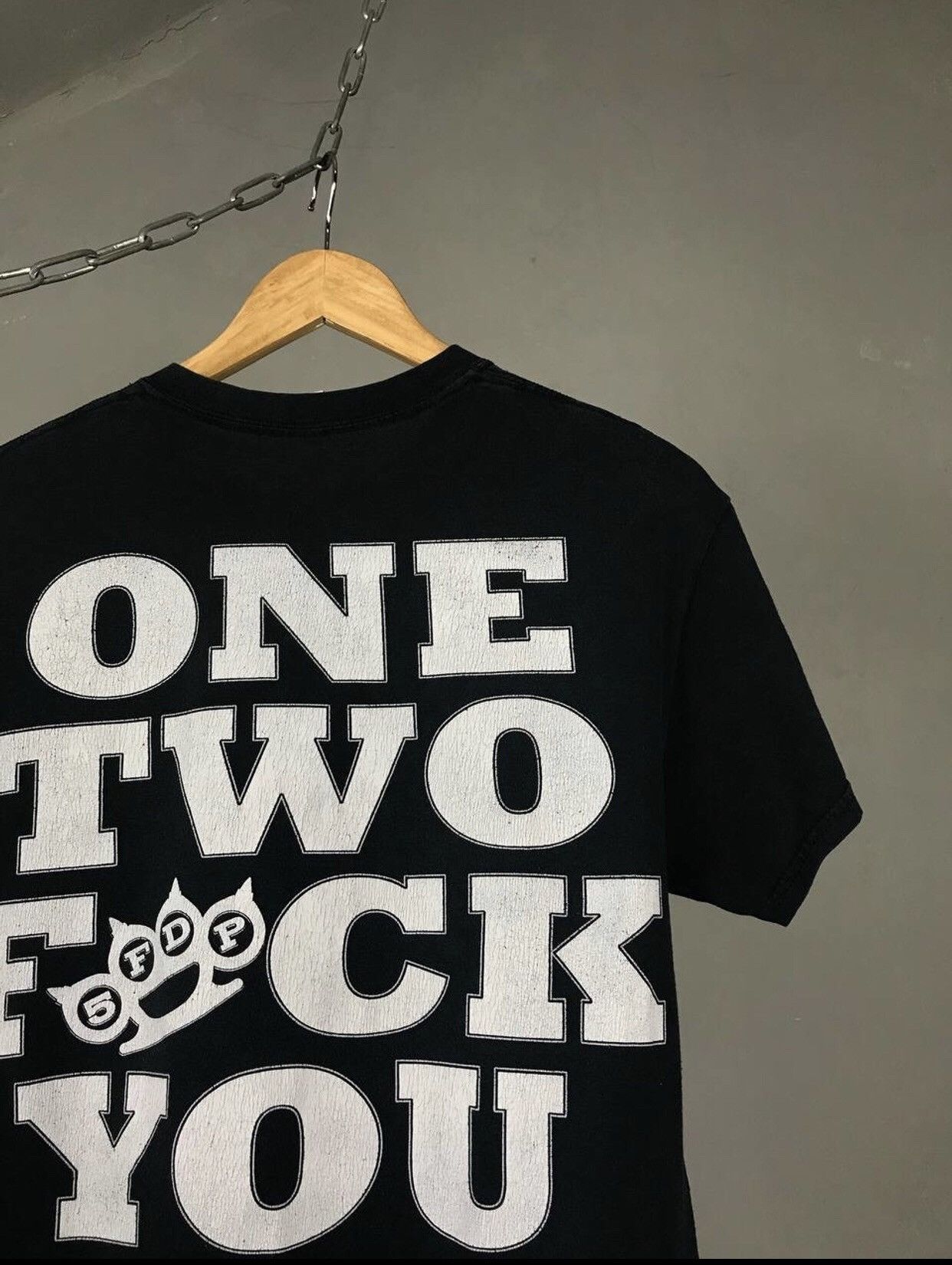 Vintage Five Finger Death Punch streetwear vintage rock tee Size US M / EU 48-50 / 2 - 4 Thumbnail