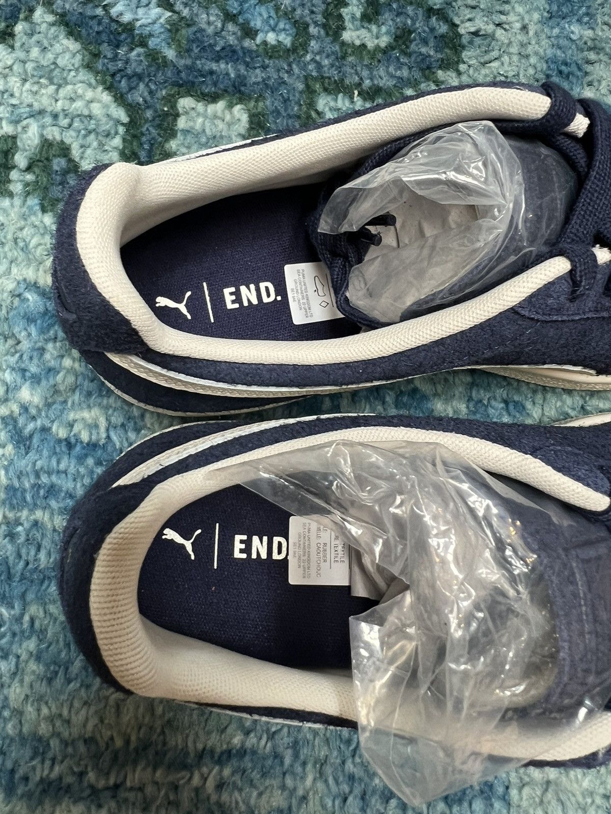 END. × Puma END. X Puma Clyde OG 300 Pairs Size US 11 / EU 44 - 6 Thumbnail