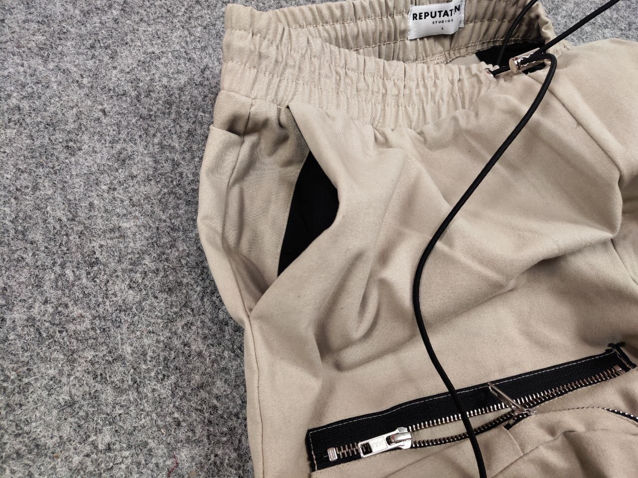 Japanese Brand Vintage 90's Japanese Baggy Multi Pocket Zip Cargo Pants Size US 34 / EU 50 - 14 Thumbnail