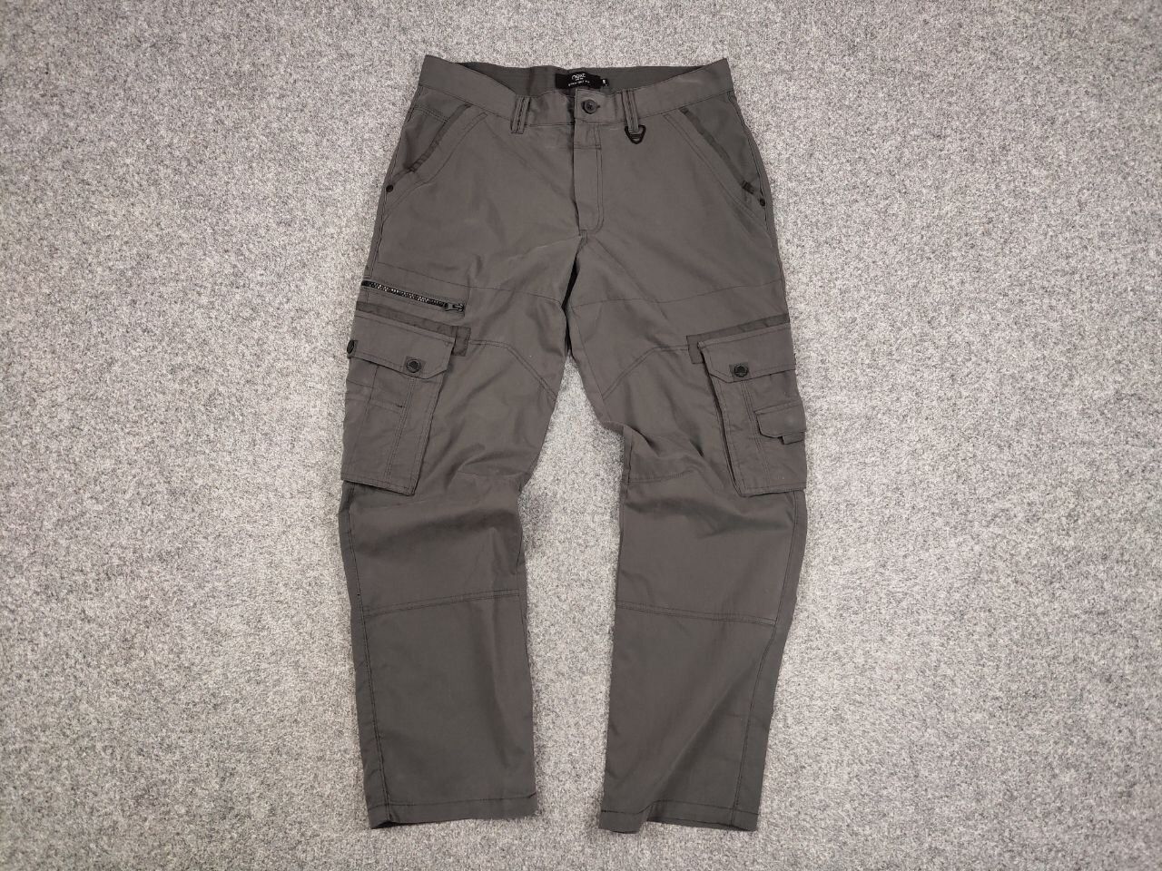 Japanese Brand Vintage 90's Japanese Baggy Multi Pocket Cargo Dark Pants Size US 34 / EU 50 - 14 Thumbnail