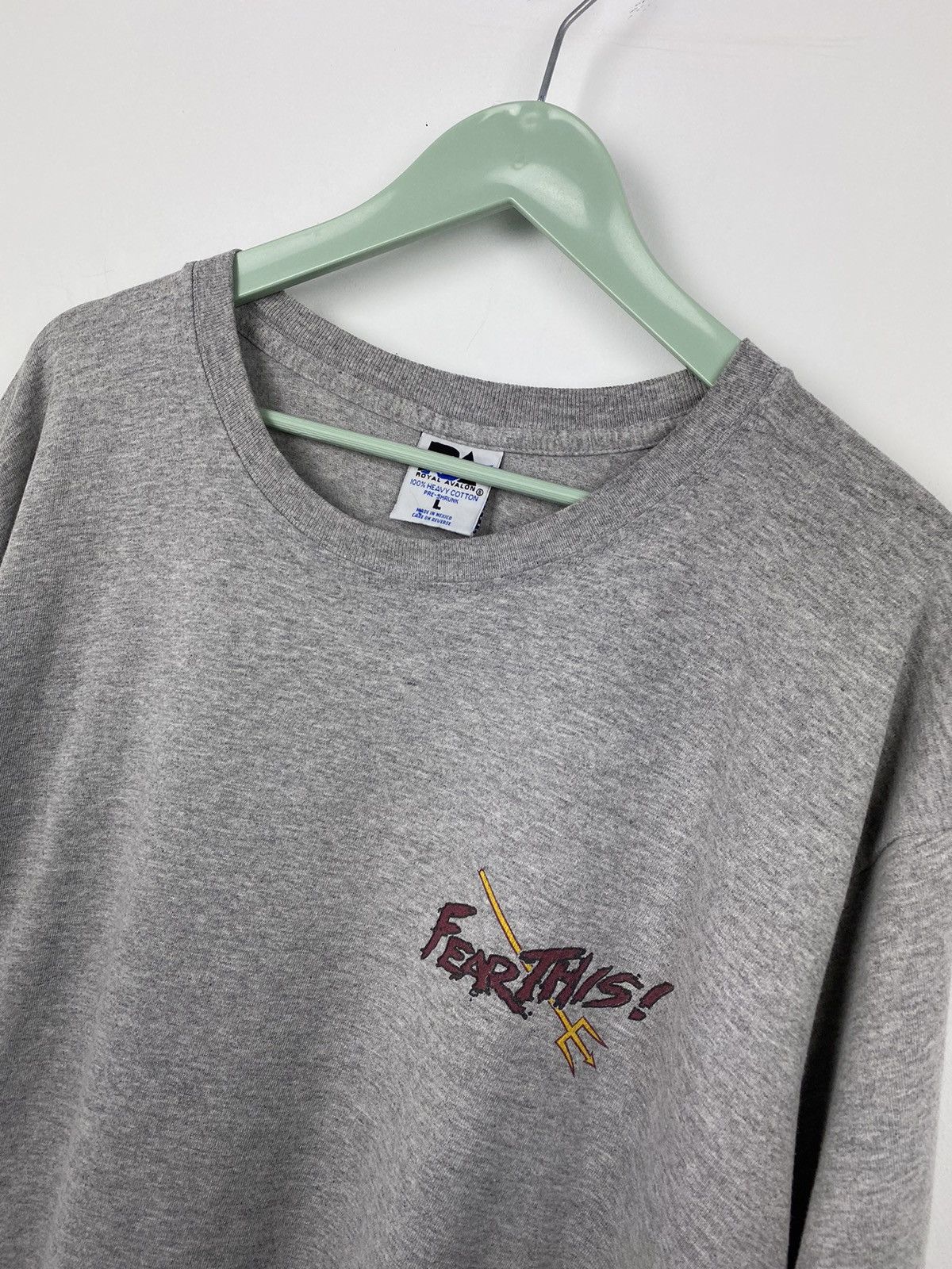 Shorty's Skateboards Vintage 1996 Fear This World Industries TShirt Blind Peralta Size US L / EU 52-54 / 3 - 6 Thumbnail