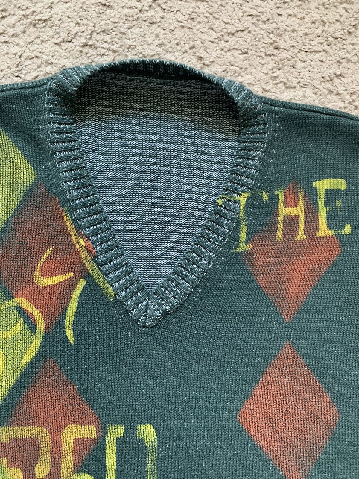 Vintage Vintage Argyle V Neck Sweater Size US M / EU 48-50 / 2 - 17 Thumbnail