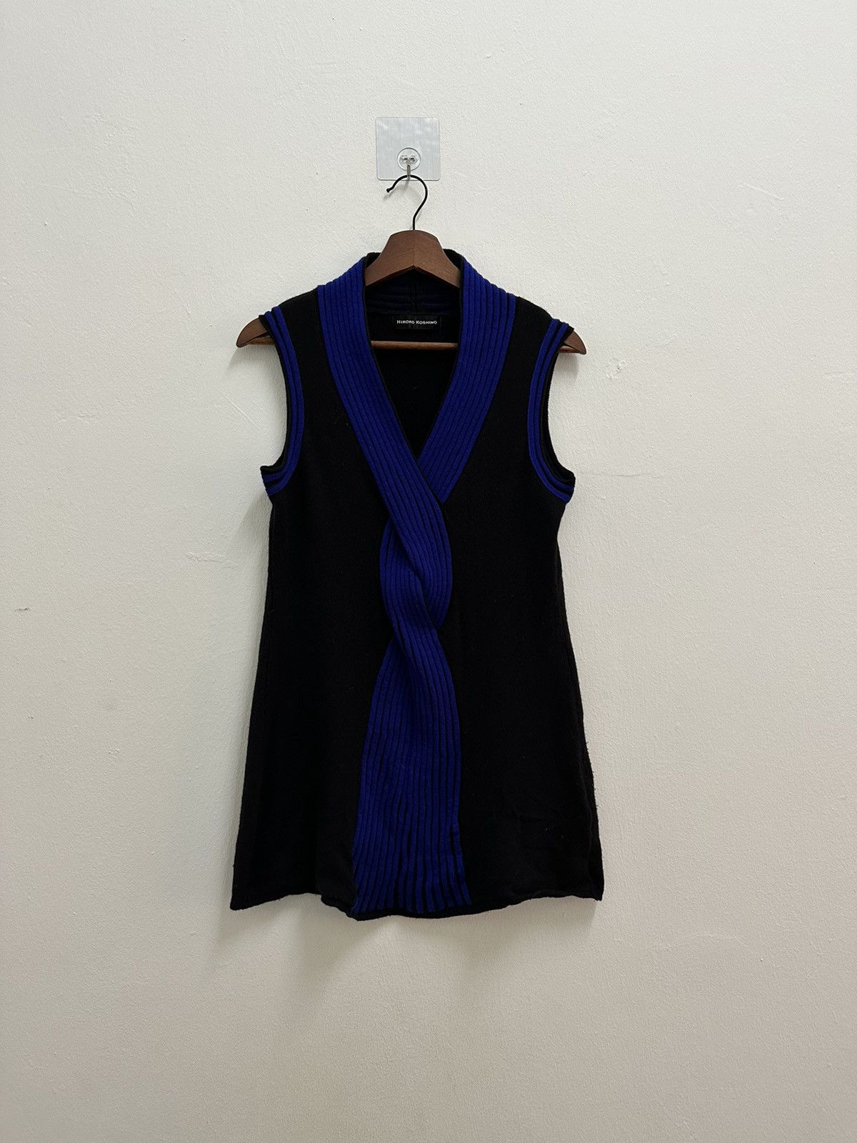 Hiroko Koshino Homme Hiroko koshino sleeveless knit Size XS / US 0-2 / IT 36-38 - 1 Thumbnail