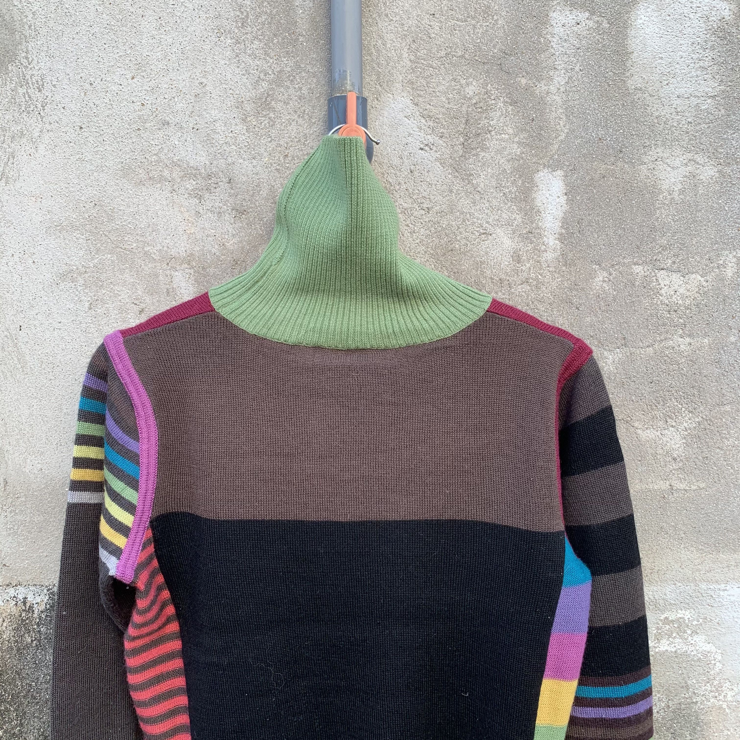 Aran Isles Knitwear VALLETTA Japan Brand Knit Multicolor Crop Turtleneck Sweater Size US S / EU 44-46 / 1 - 10 Thumbnail