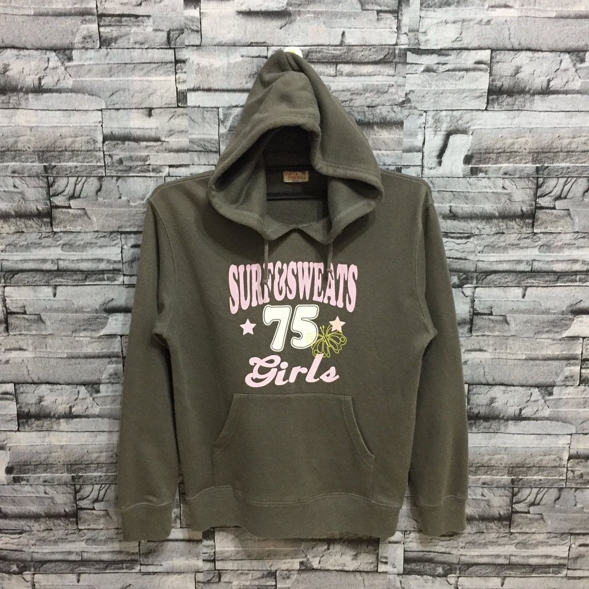 Vintage Surf & Sweats hoodie spellout 75 Girls