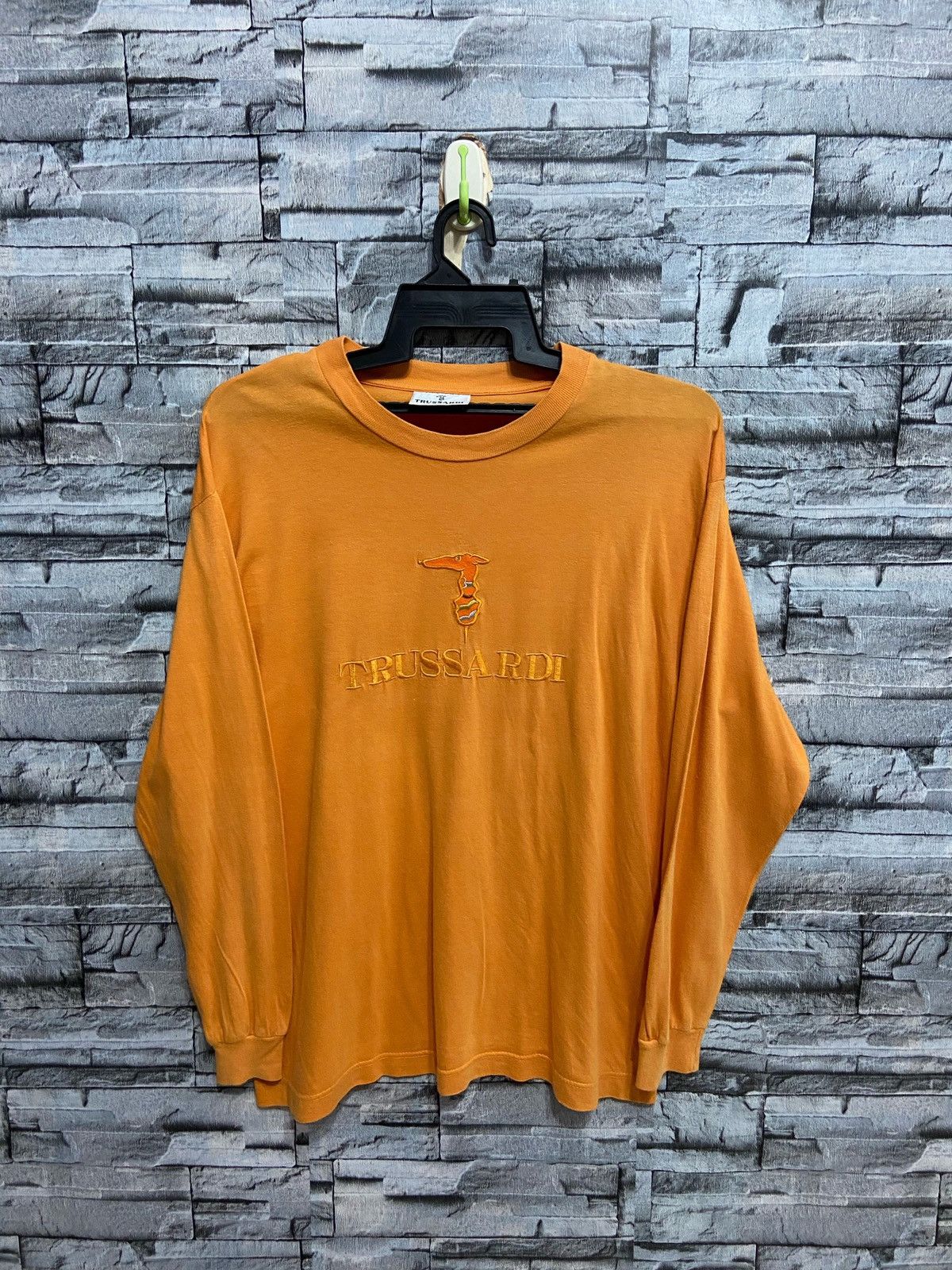 Trussardi Vintage Trussardi longsleeve big logo embroidered fit M Size US M / EU 48-50 / 2 - 1 Thumbnail