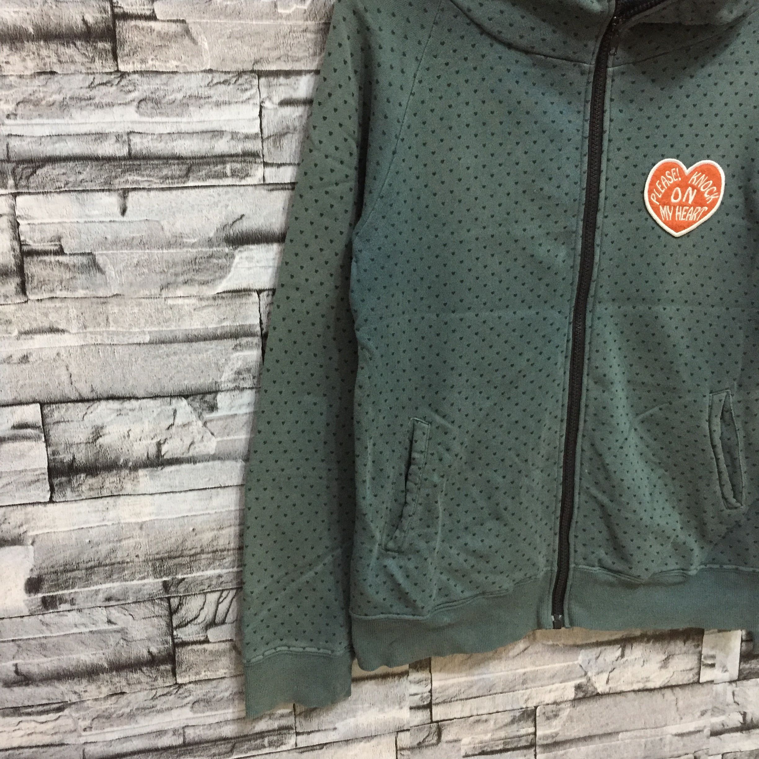 Japanese Brand Vintage BEAMS BOY Hoodie small logo love patchers fit S Size US S / EU 44-46 / 1 - 5 Thumbnail