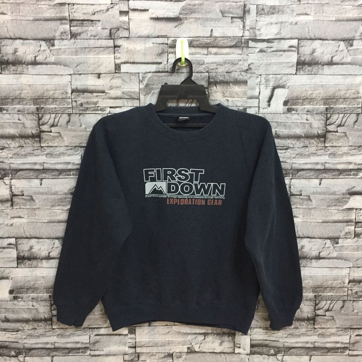 Vintage Vintage FIRST DOWN sweatshirt big logo size M fit L Size US L / EU 52-54 / 3 - 2 Thumbnail
