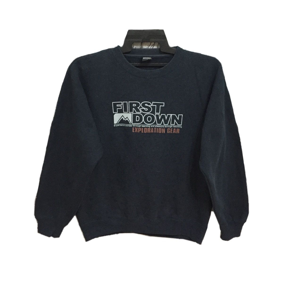 Vintage Vintage FIRST DOWN sweatshirt big logo size M fit L Size US L / EU 52-54 / 3 - 1 Thumbnail