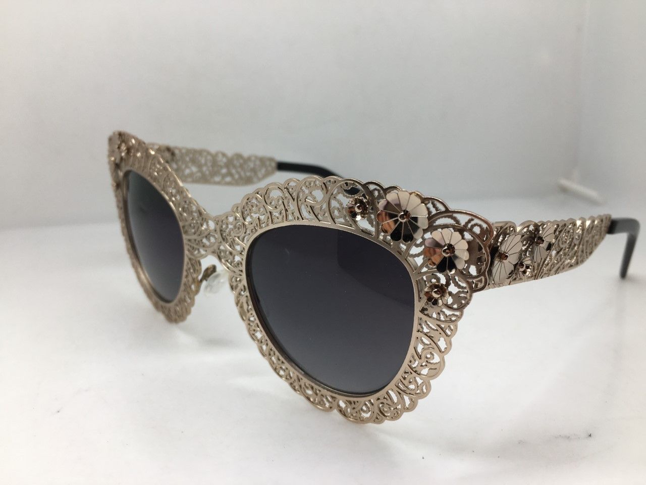Vintage MOD ROCCOCO BAROQUE FLORALI FILIGREE RUNWAY SHOW SUNGLASSES Size ONE SIZE - 2 Thumbnail