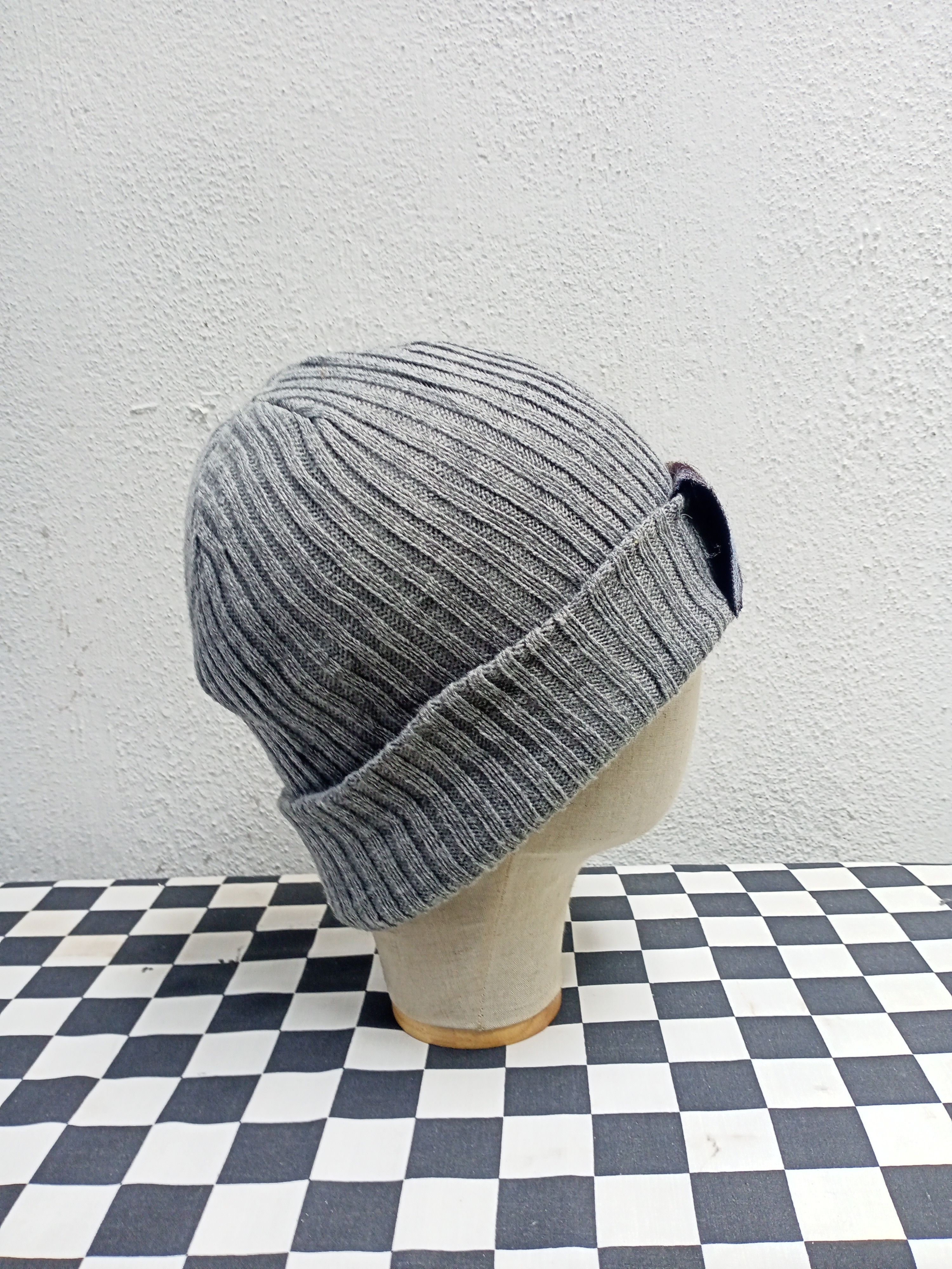 Harris Tweed Vintage Harris Tweed Gray Beanie Hat Luxury Designer Size ONE SIZE - 3 Thumbnail