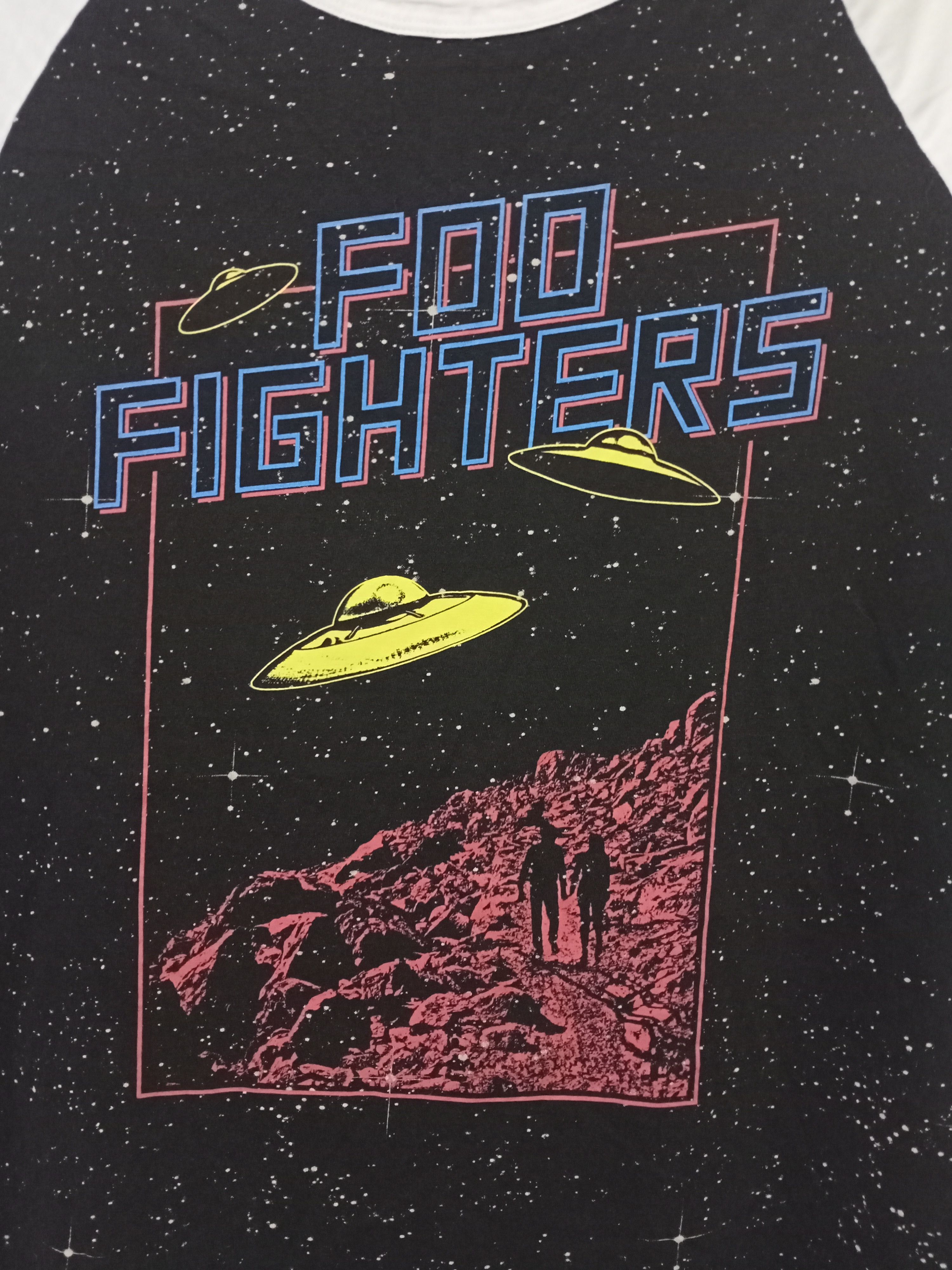 Band Tees × Japanese Brand Foo Fighters Band T shirt Size US M / EU 48-50 / 2 - 2 Thumbnail