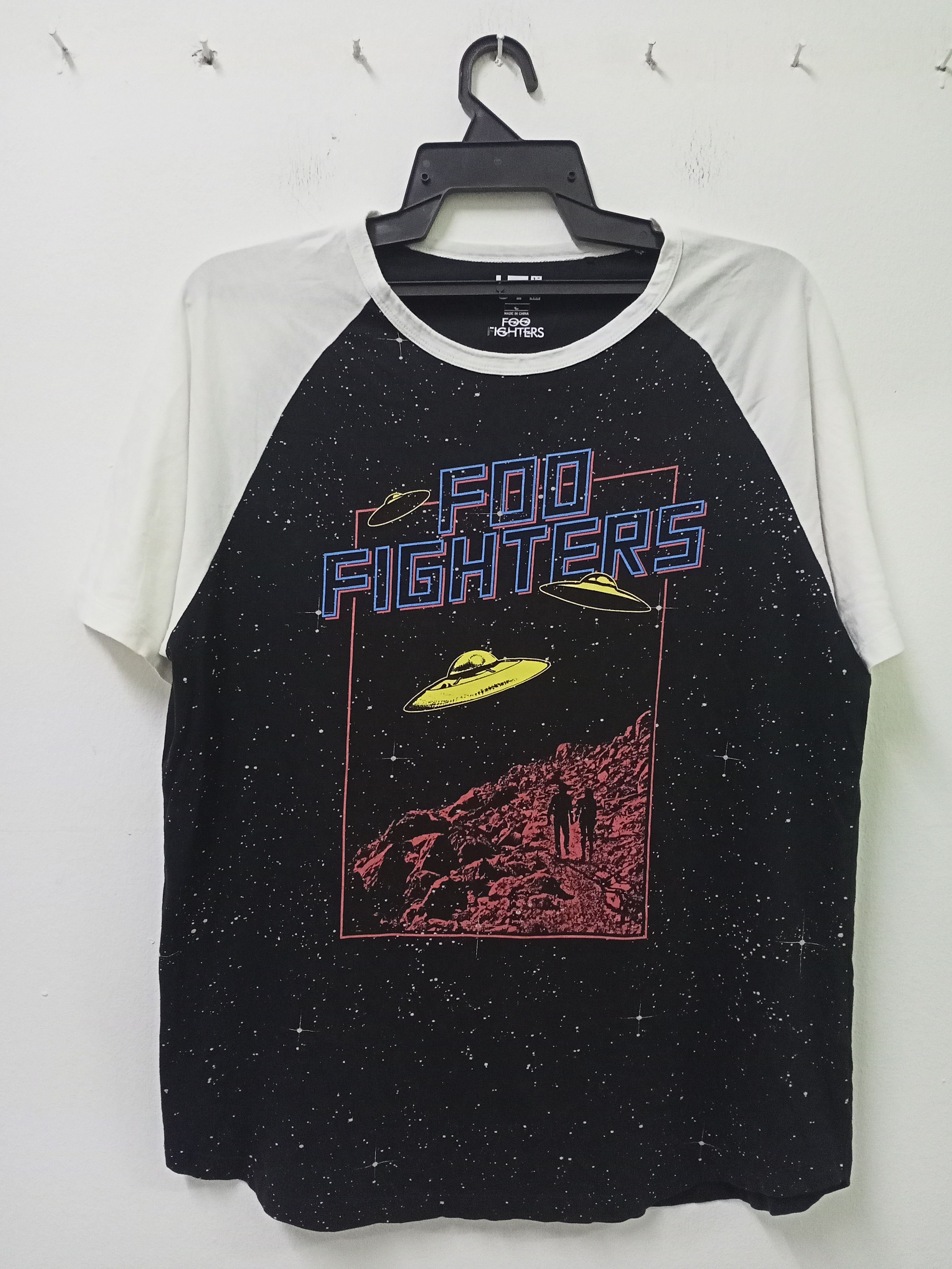 Band Tees × Japanese Brand Foo Fighters Band T shirt Size US M / EU 48-50 / 2 - 1 Thumbnail
