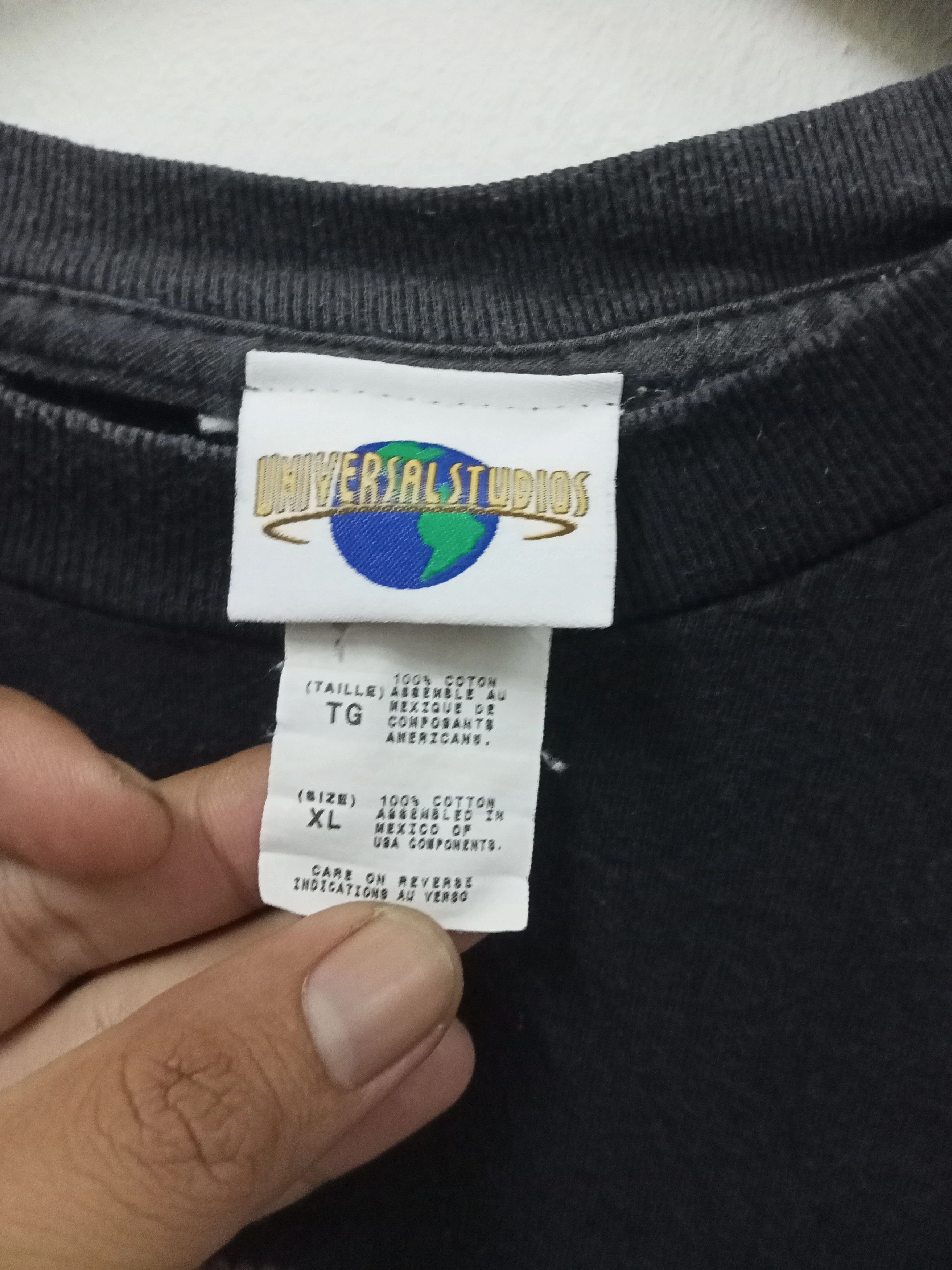 Universal Studios Vintage Terminator 2 Movie Promo Universal Studios T-shirt Size US XL / EU 56 / 4 - 5 Thumbnail