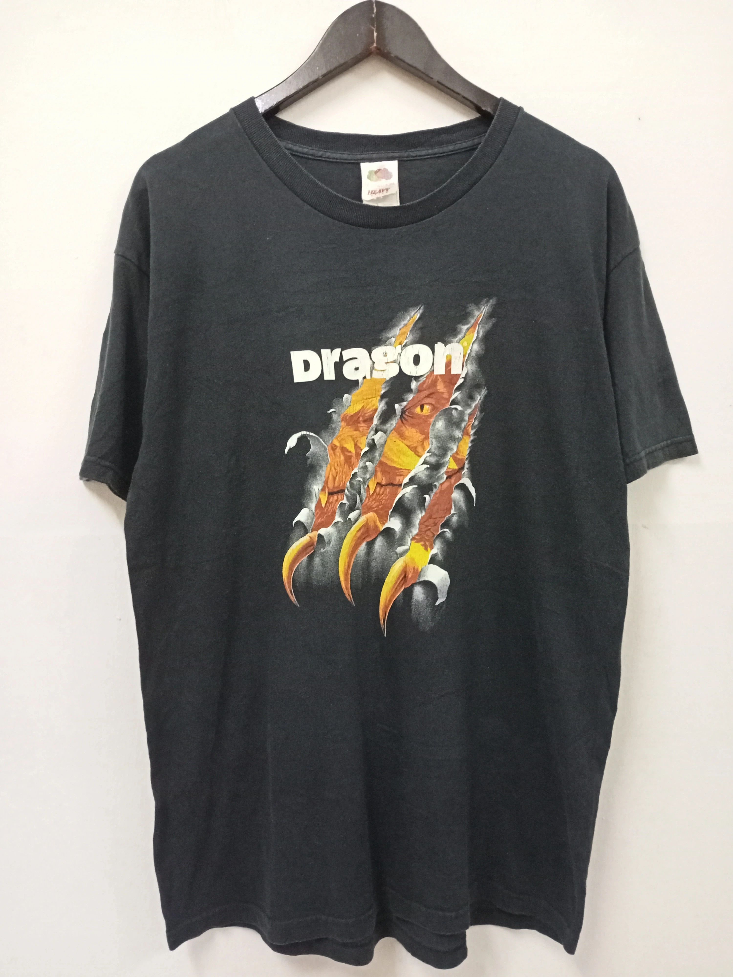 Vintage Vintage Dragon Art T- shirt Size US L / EU 52-54 / 3 - 1 Thumbnail