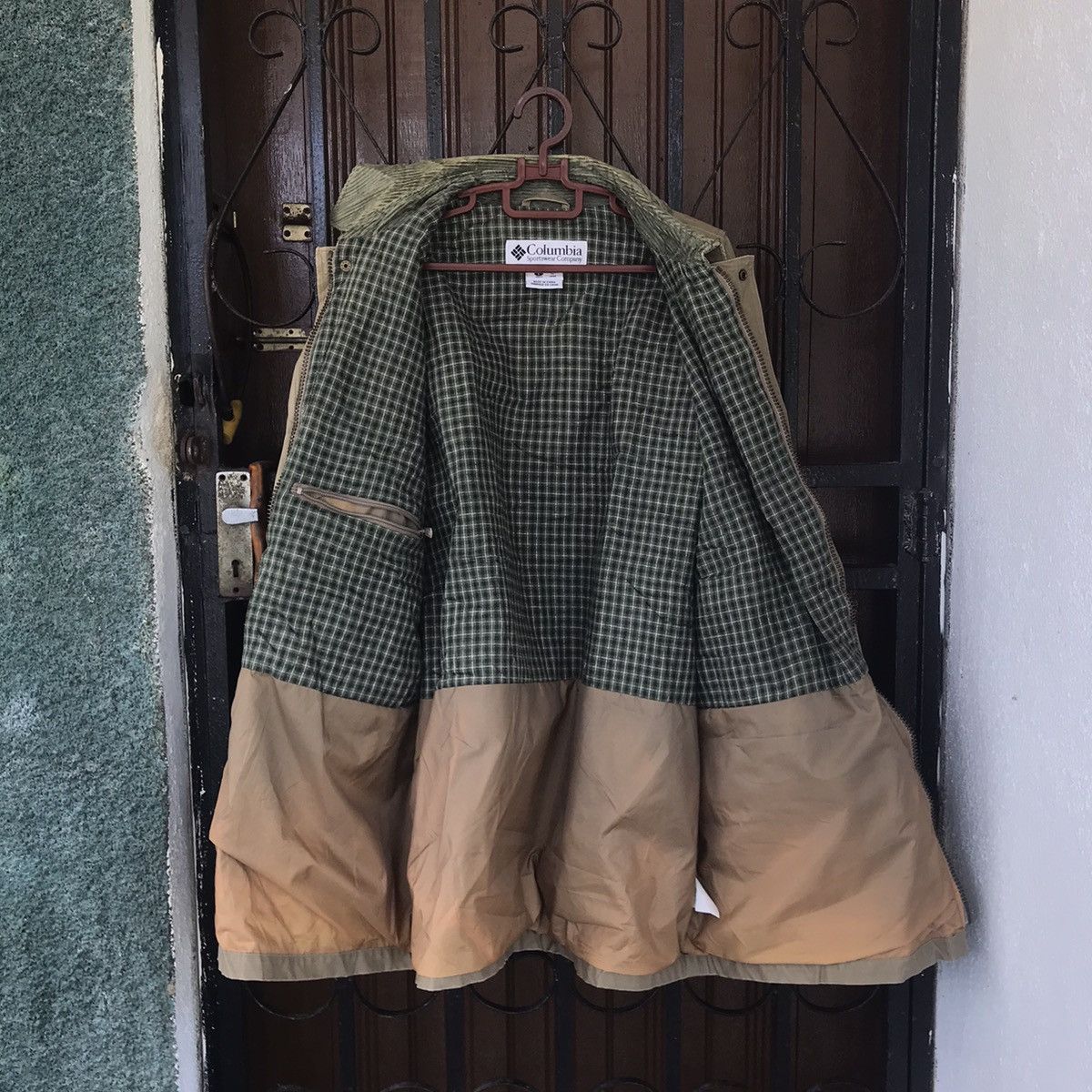 Columbia × Vintage Vtg Columbia Wild Outdoor Jacket Size US L / EU 52-54 / 3 - 3 Thumbnail