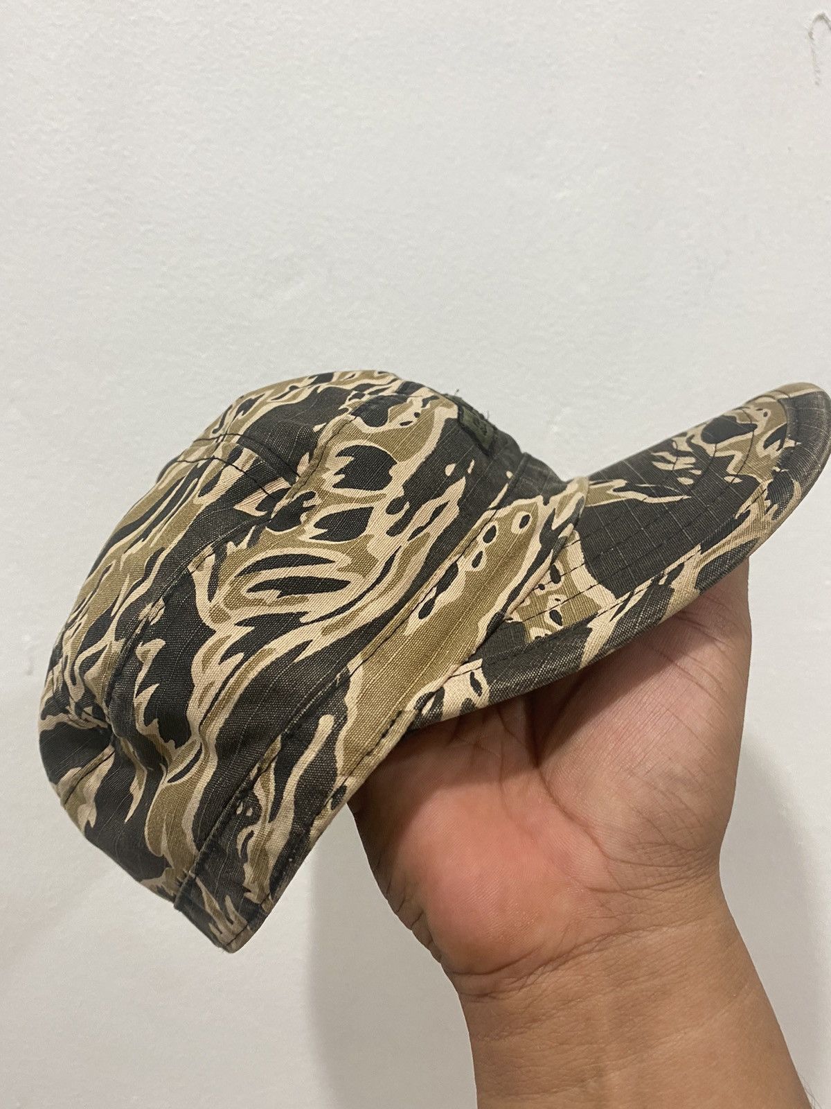 Wtaps 2001 WTAPS Tiger Stripe Hat Size ONE SIZE - 5 Thumbnail