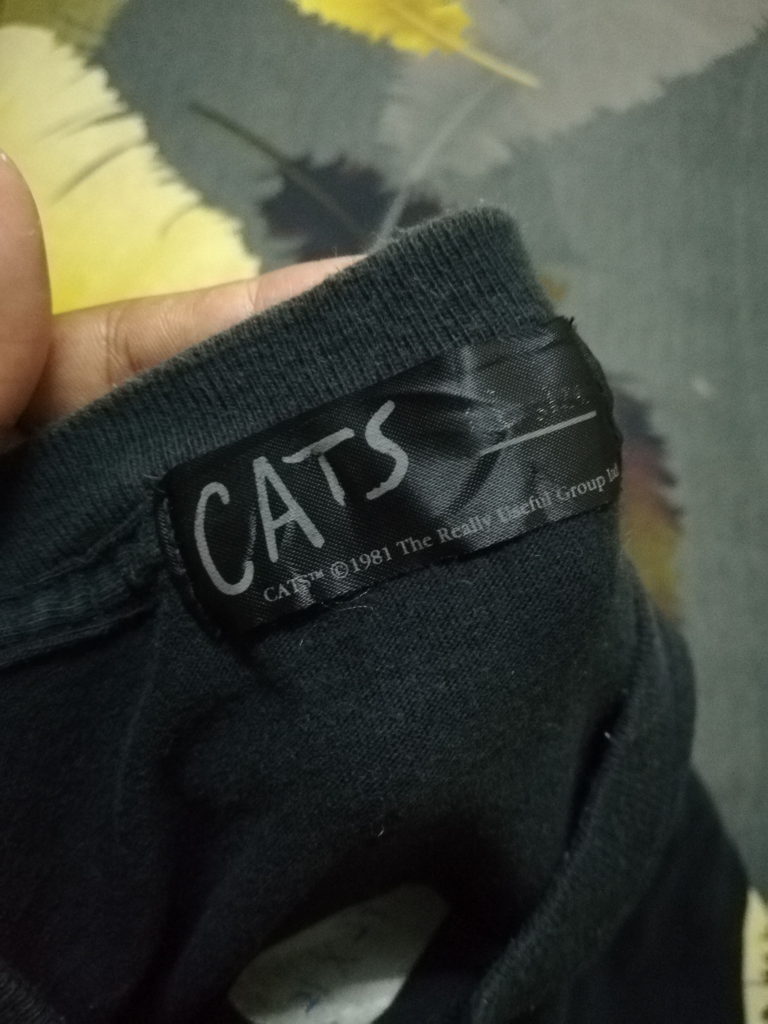 Vintage Vintage CATS The Musical Broadway Promo Tee 1981 Design Size US M / EU 48-50 / 2 - 9 Thumbnail