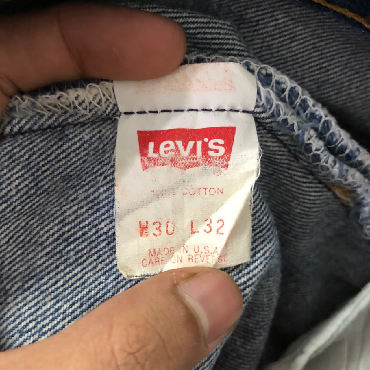 Levi's Vintage LEVIS 501 Made in Usa bad condition Size US 29 - 9 Thumbnail