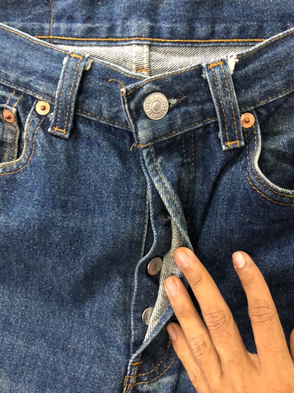 Levi's Vintage LEVIS 501 Made in Usa bad condition Size US 29 - 5 Thumbnail