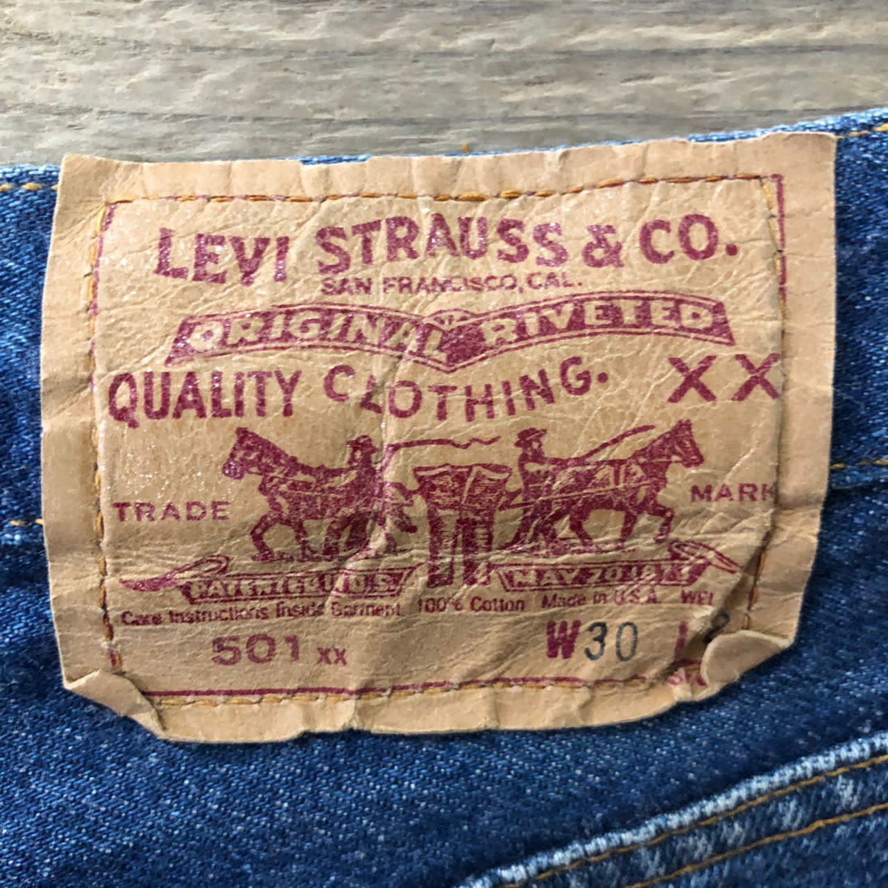Levi's Vintage LEVIS 501 Made in Usa bad condition Size US 29 - 12 Thumbnail