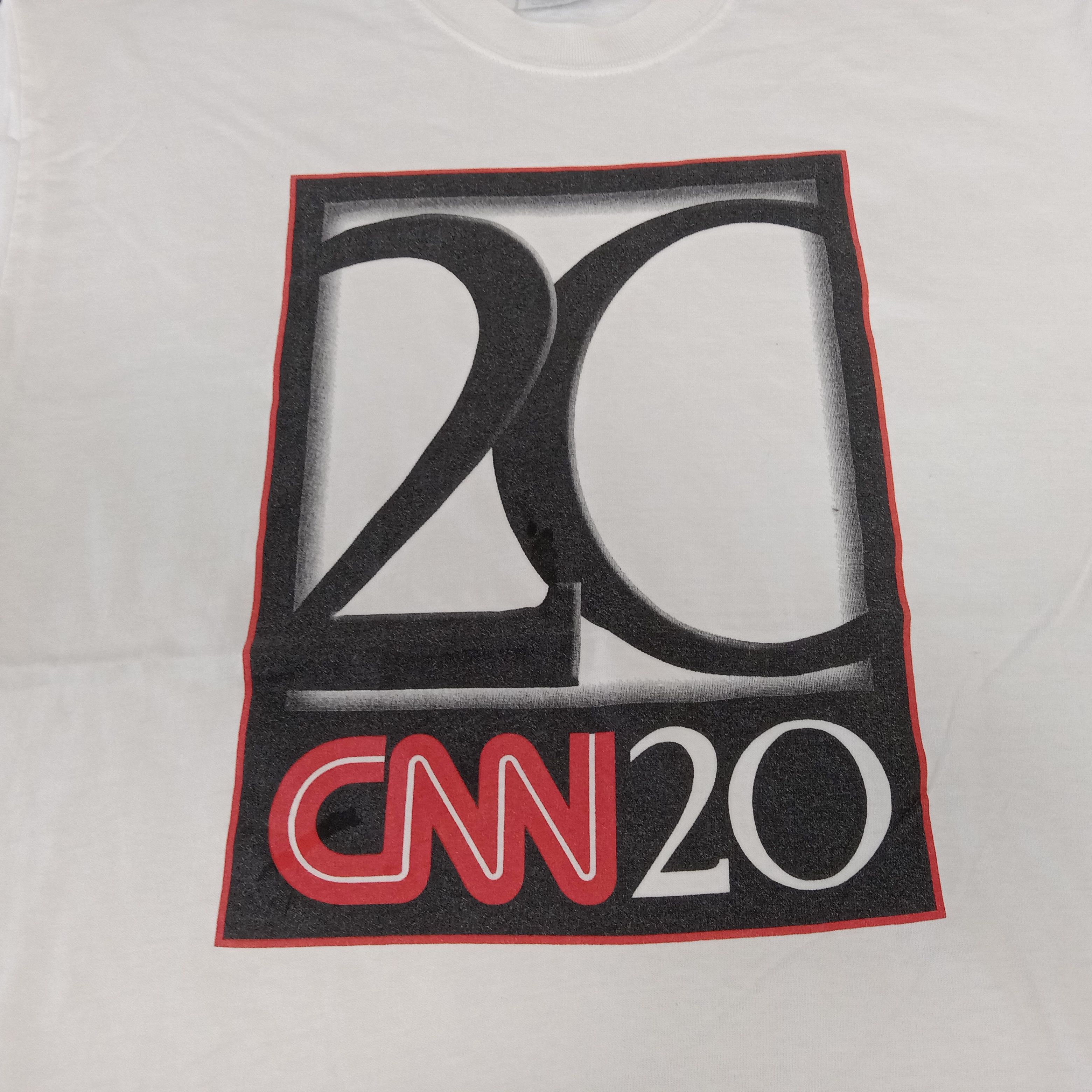 Vintage CNN American News Streetwear Style Tshirt Size US M / EU 48-50 / 2 - 3 Thumbnail