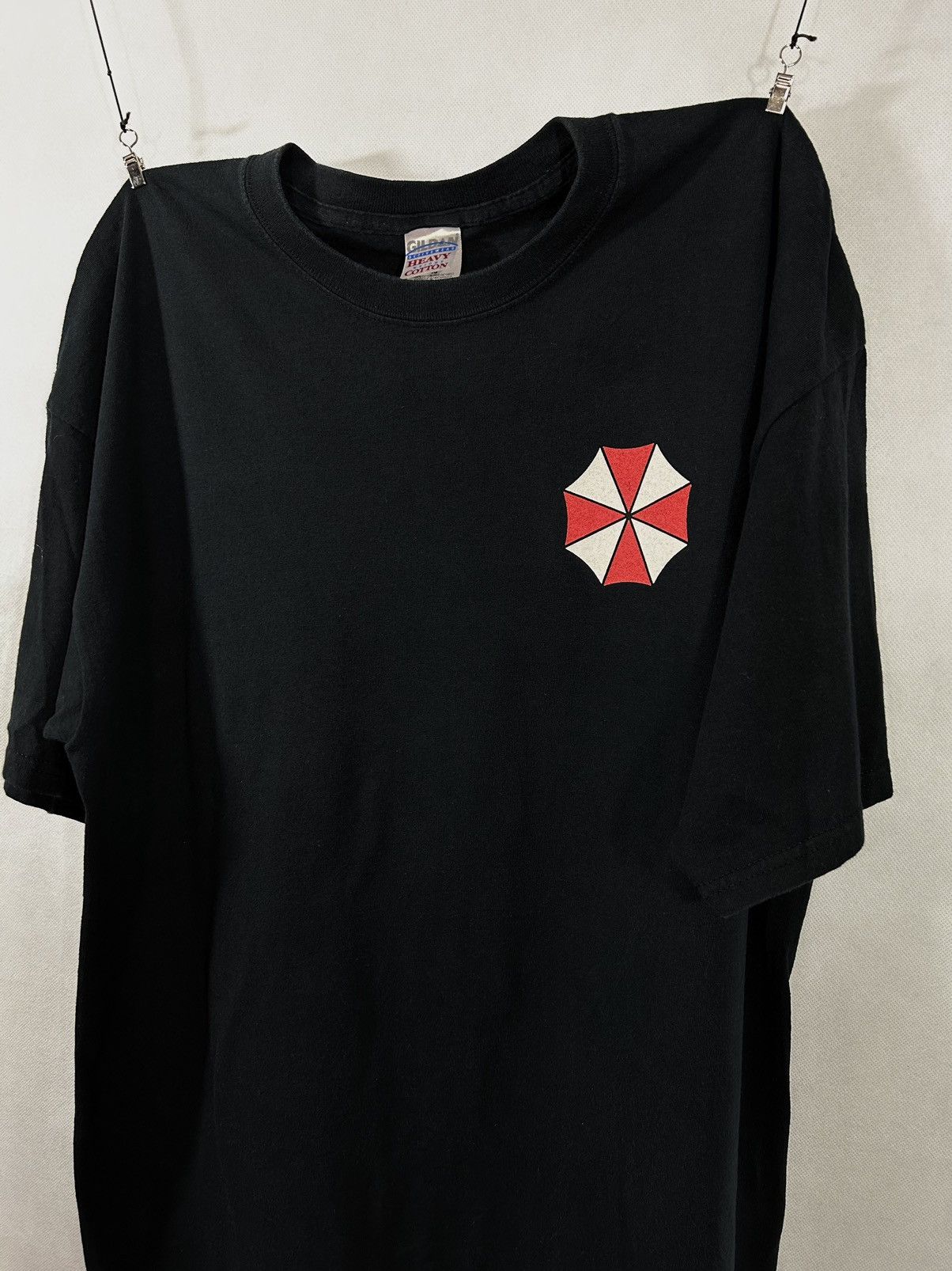 Cartoon Network Residen Evil UMBRELLA Vintae tee RARE Size US XL / EU 56 / 4 - 3 Thumbnail