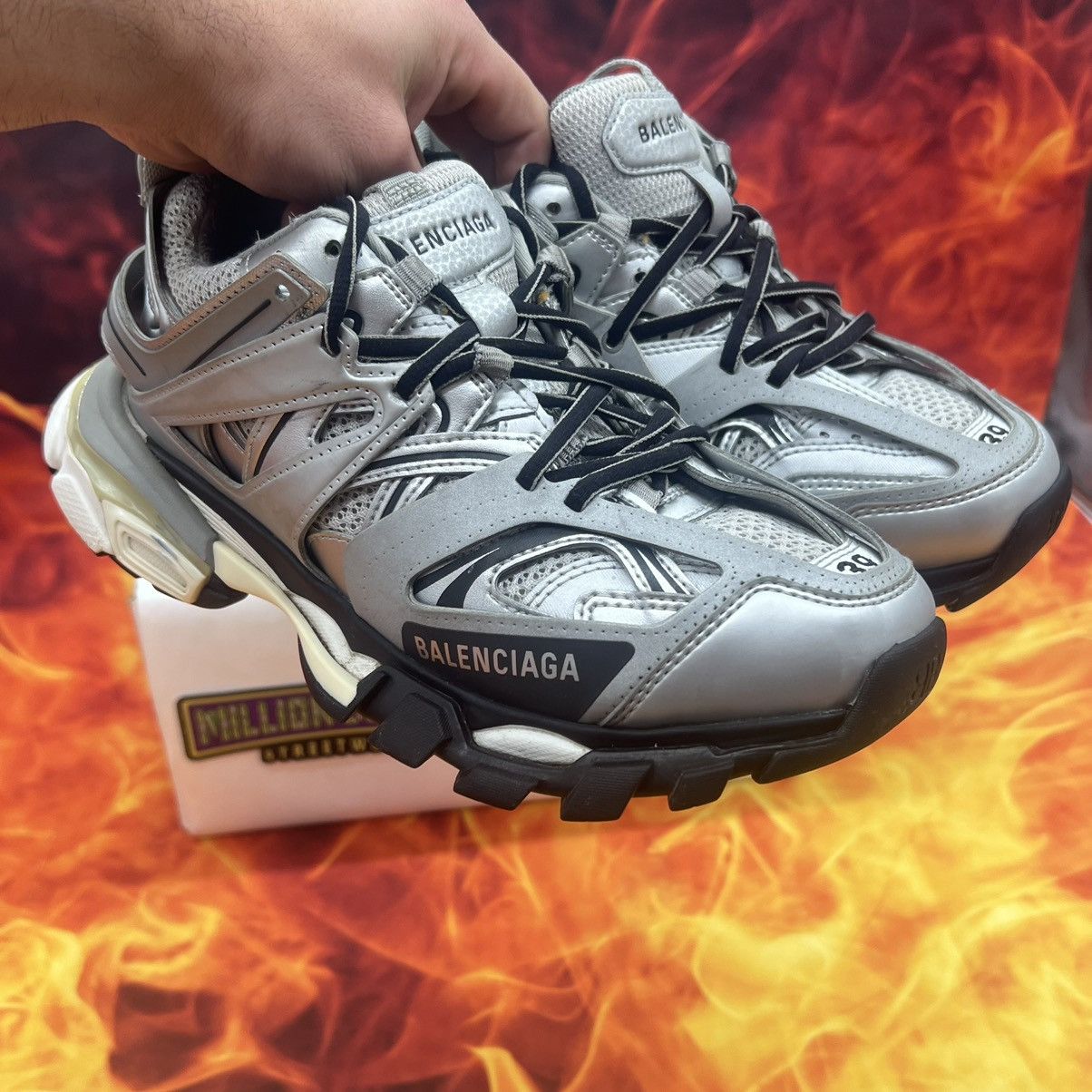 Balenciaga Track sneaker ‘metallic silver’ Sz- 6M/39EU Size US 6 / EU 39 - 3 Thumbnail