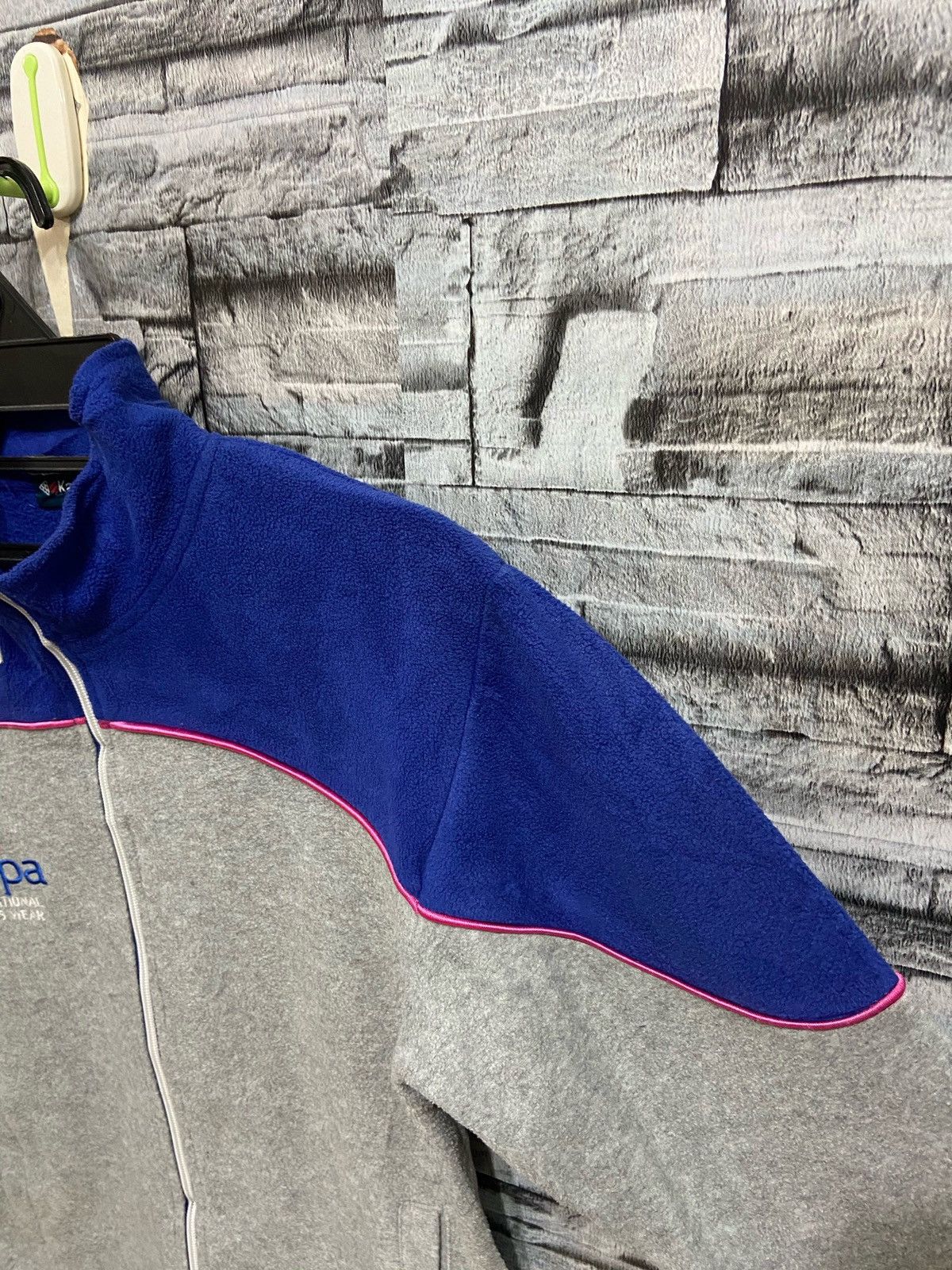 Vintage Vintage Kaepa fleece jacket embroidered size 160 fit S Size US S / EU 44-46 / 1 - 7 Thumbnail