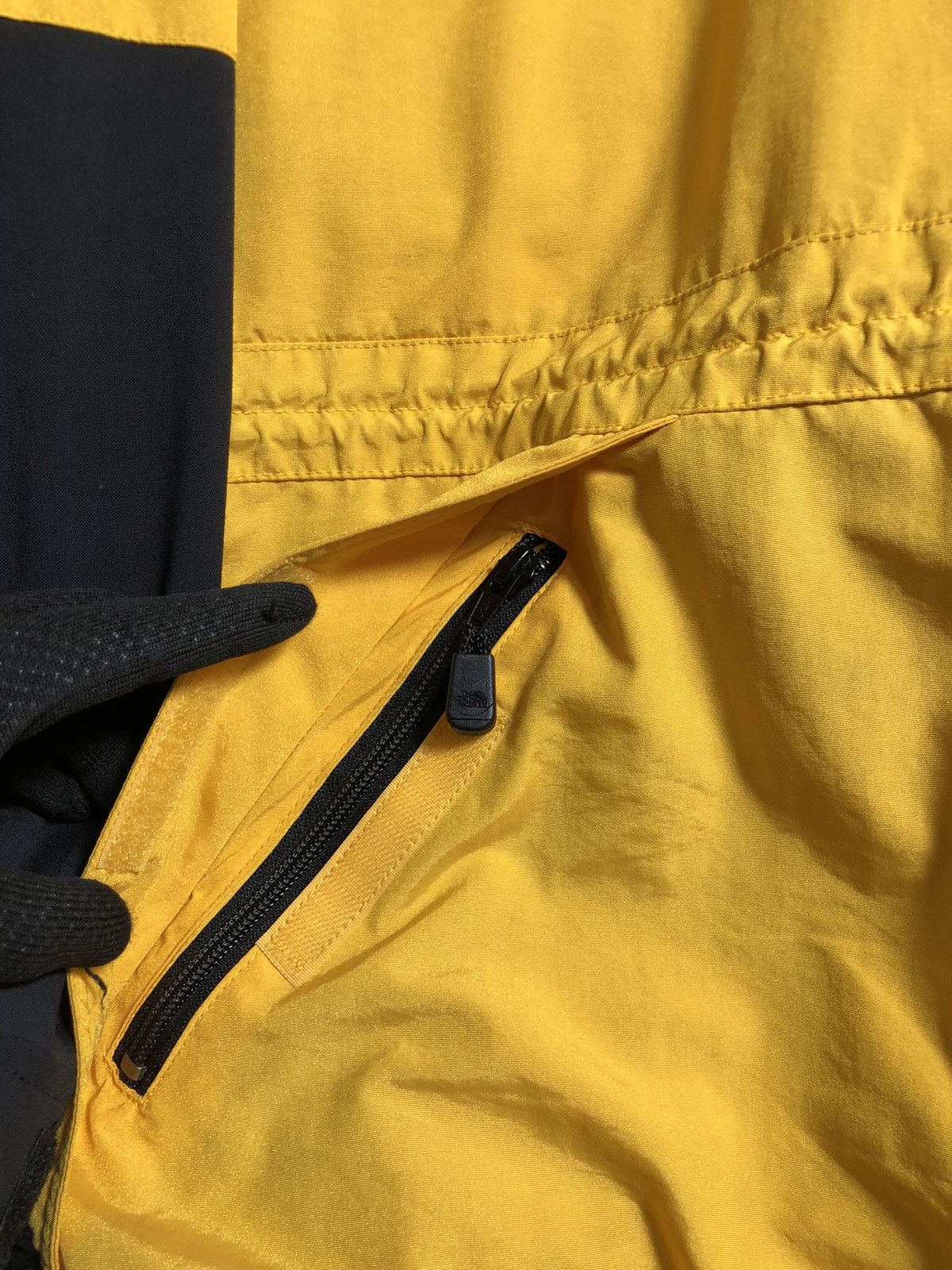 The North Face Vintage 90s The North Face Extreme Light Anorak jacket Size US L / EU 52-54 / 3 - 4 Thumbnail