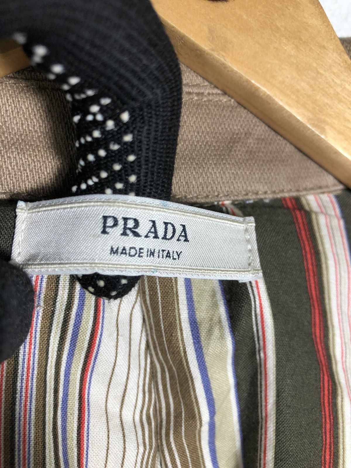 Prada Prada button long coat Size M / US 6-8 / IT 42-44 - 9 Thumbnail