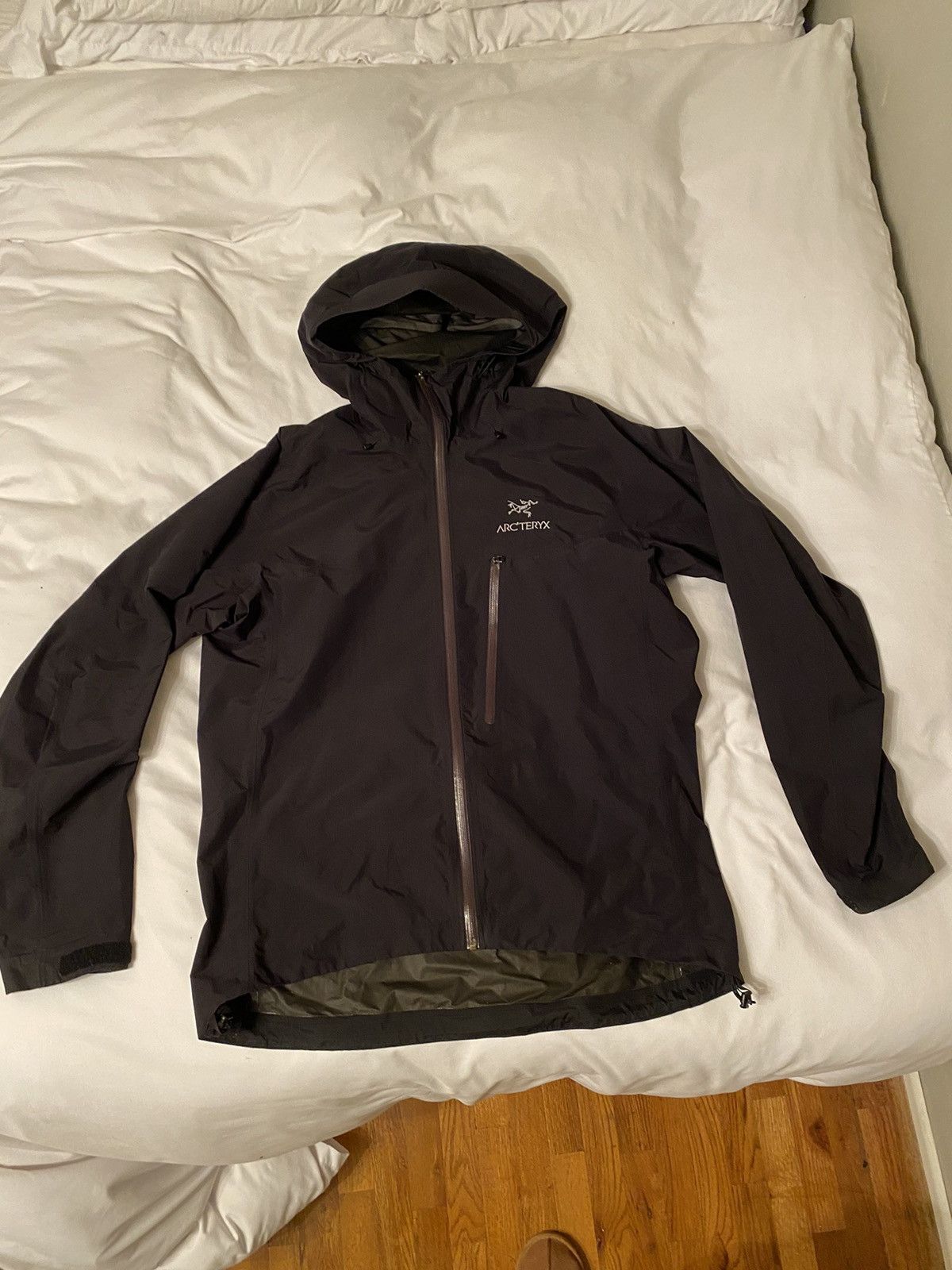Arc'Teryx Arc’teryx rain shell jacket | Grailed