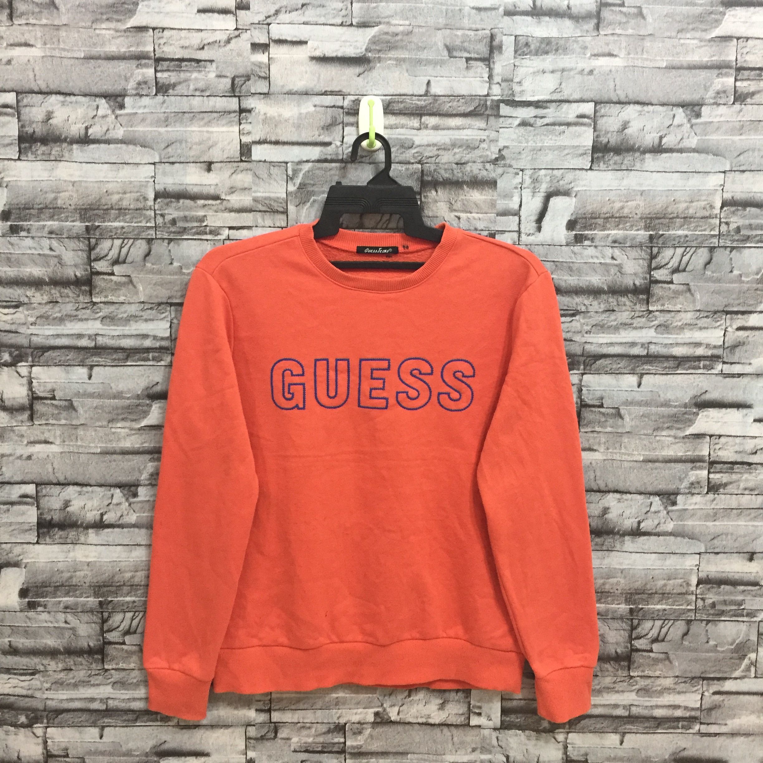 Guess Vintage GUESS sweatshirt big logo embroidered size L Size US L / EU 52-54 / 3 - 1 Thumbnail