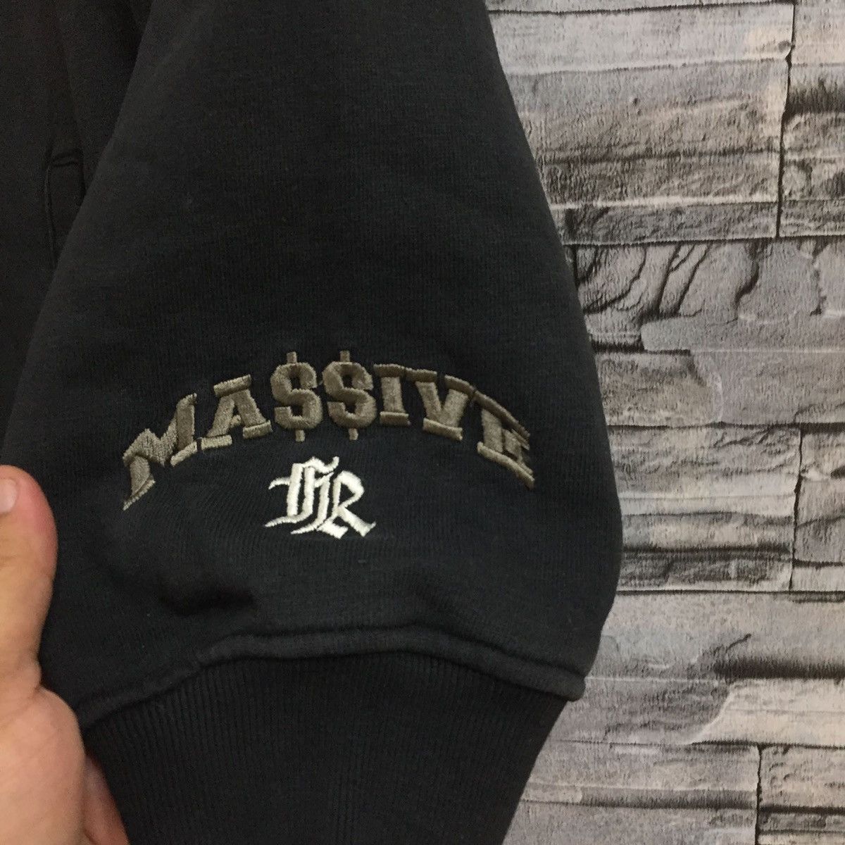 Japanese Brand Freaky Massive sweatshirt big logo.. Hip hop jacket size XL Size US XL / EU 56 / 4 - 9 Thumbnail