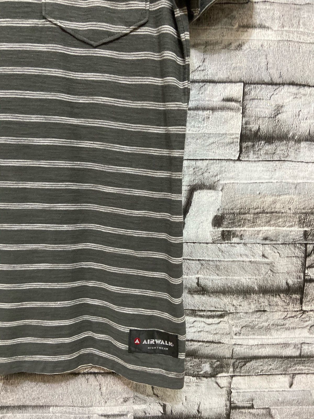 Airwalk Airwalk t shirt pocket horizontal stripe size L fit M Size US M / EU 48-50 / 2 - 6 Thumbnail