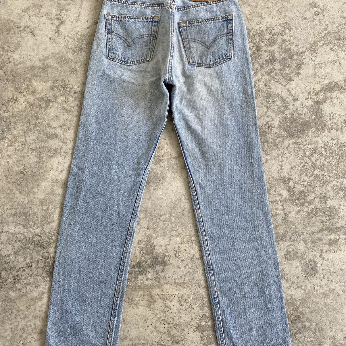 Levi's Size 28x30.5 Vintage Levi's 501 Light Washed Ripped Jeans Size US 28 / EU 44 - 13 Thumbnail