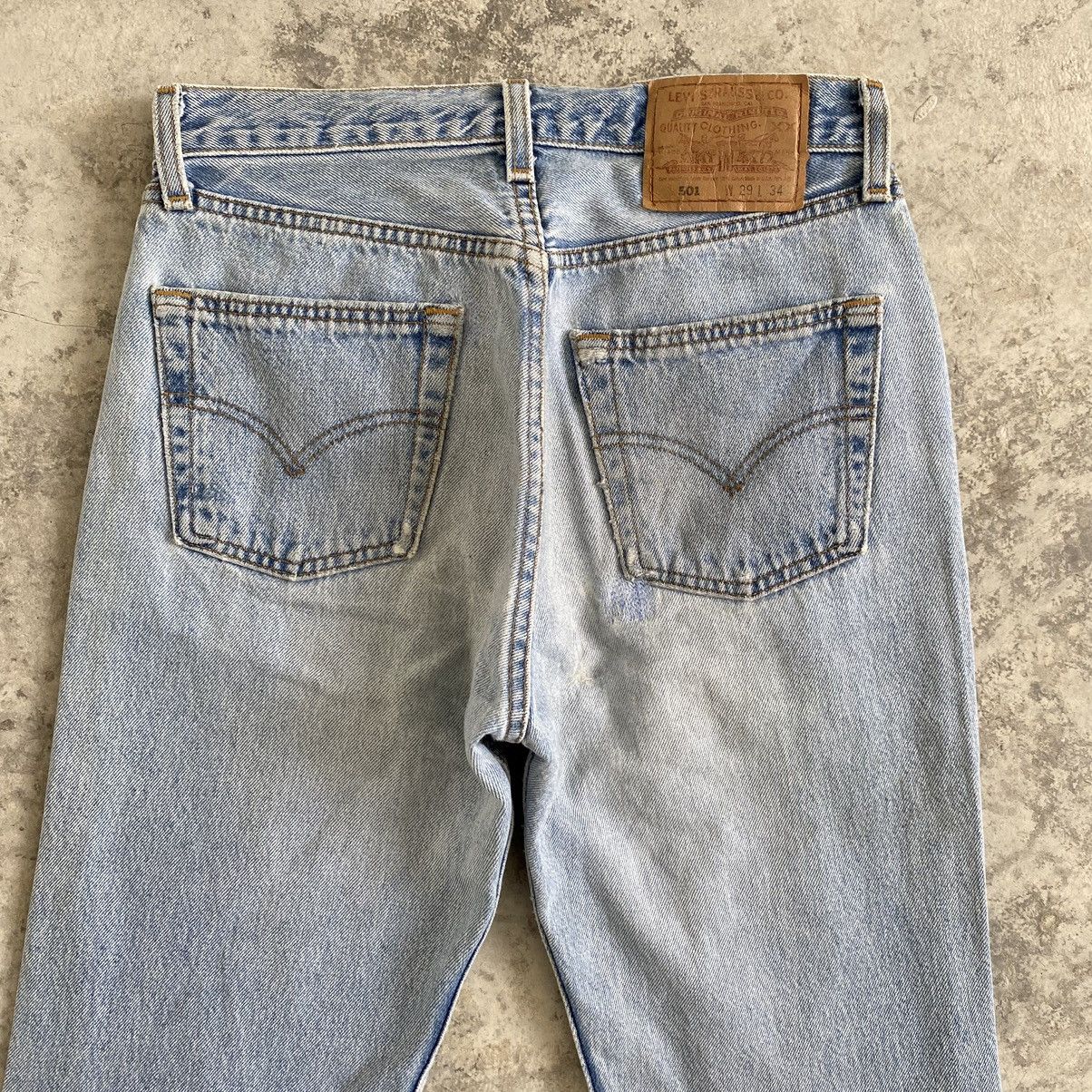 Levi's Size 28x30.5 Vintage Levi's 501 Light Washed Ripped Jeans Size US 28 / EU 44 - 14 Thumbnail