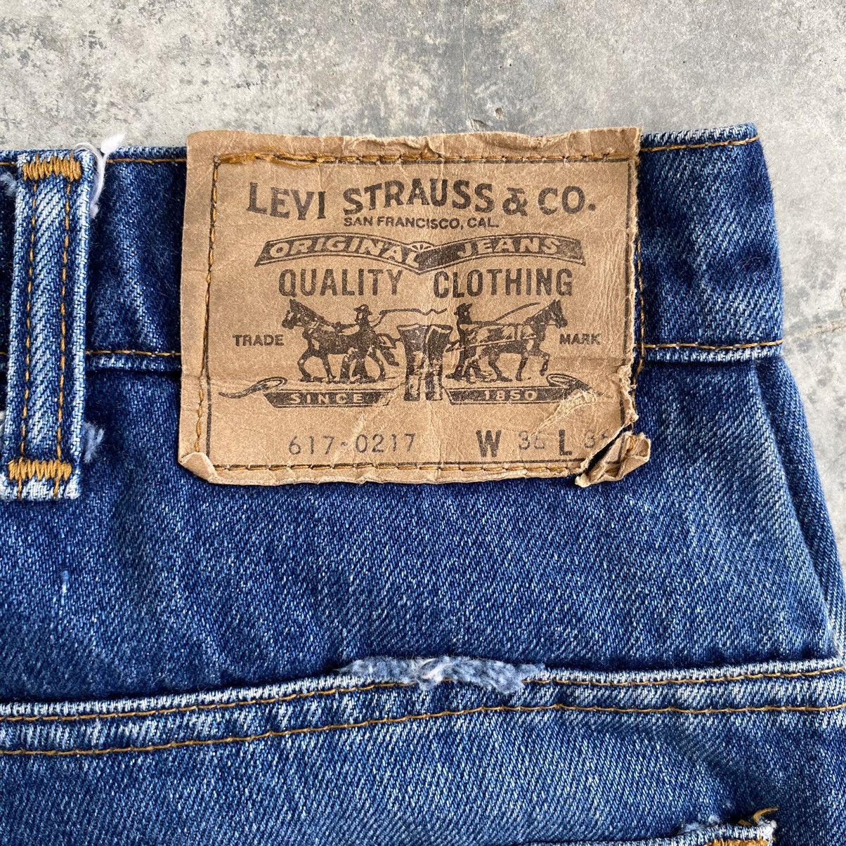 Levi's VTG Levi's 617 Orange Tab Faded Blue Flared Denim Jeans Size US 34 / EU 50 - 18 Thumbnail