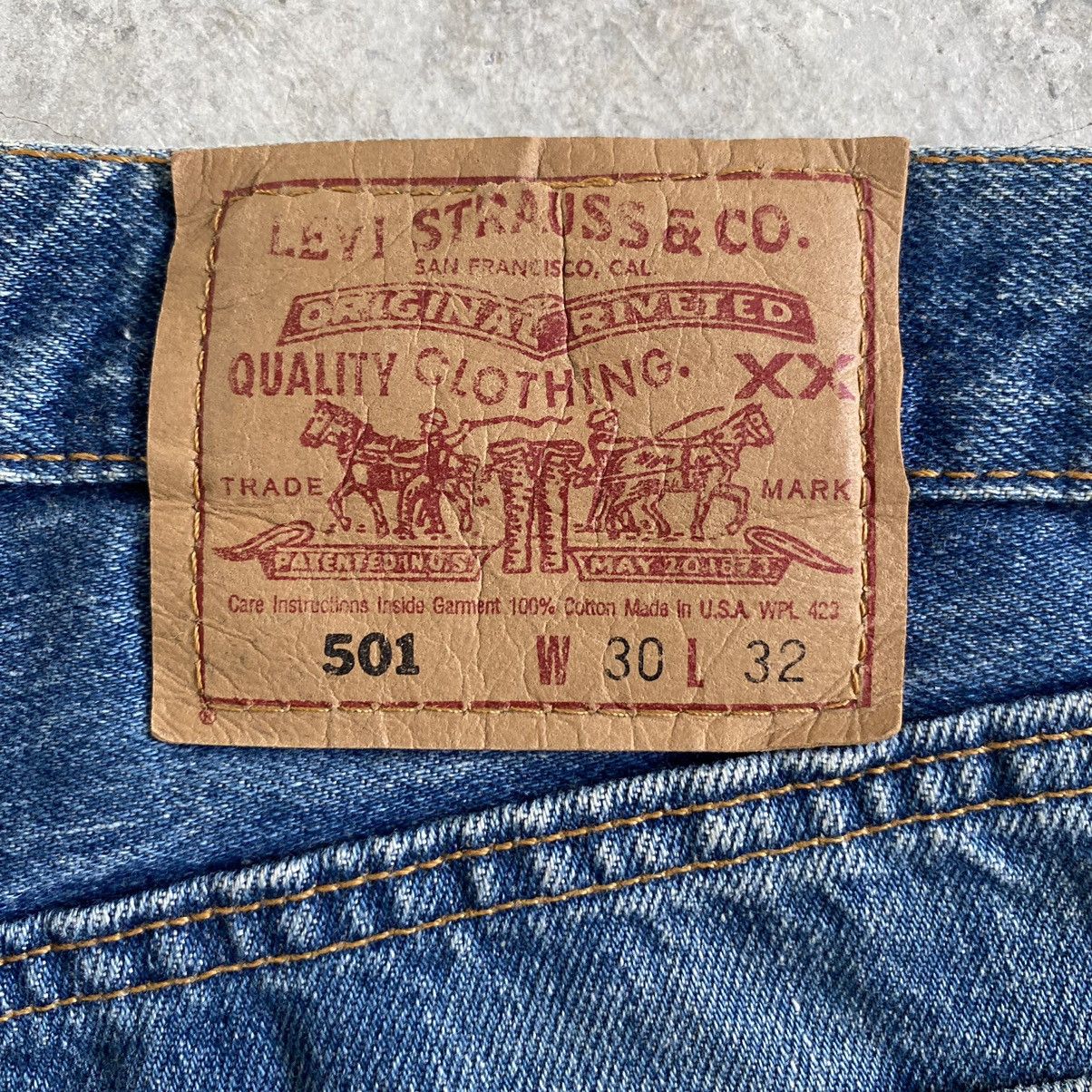 Levi's Vintage 1997 Levi's 501 Stonewashed Blue Denim Jeans Size US 29 - 19 Thumbnail
