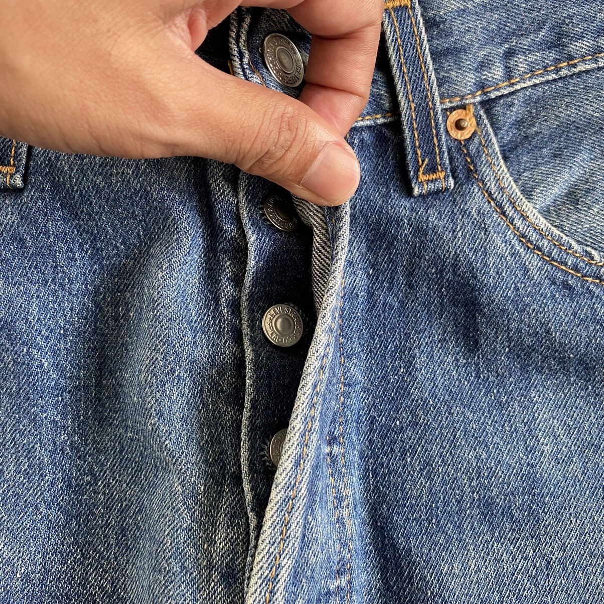 Levi's Vintage 1997 Levi's 501 Stonewashed Blue Denim Jeans Size US 29 - 8 Thumbnail