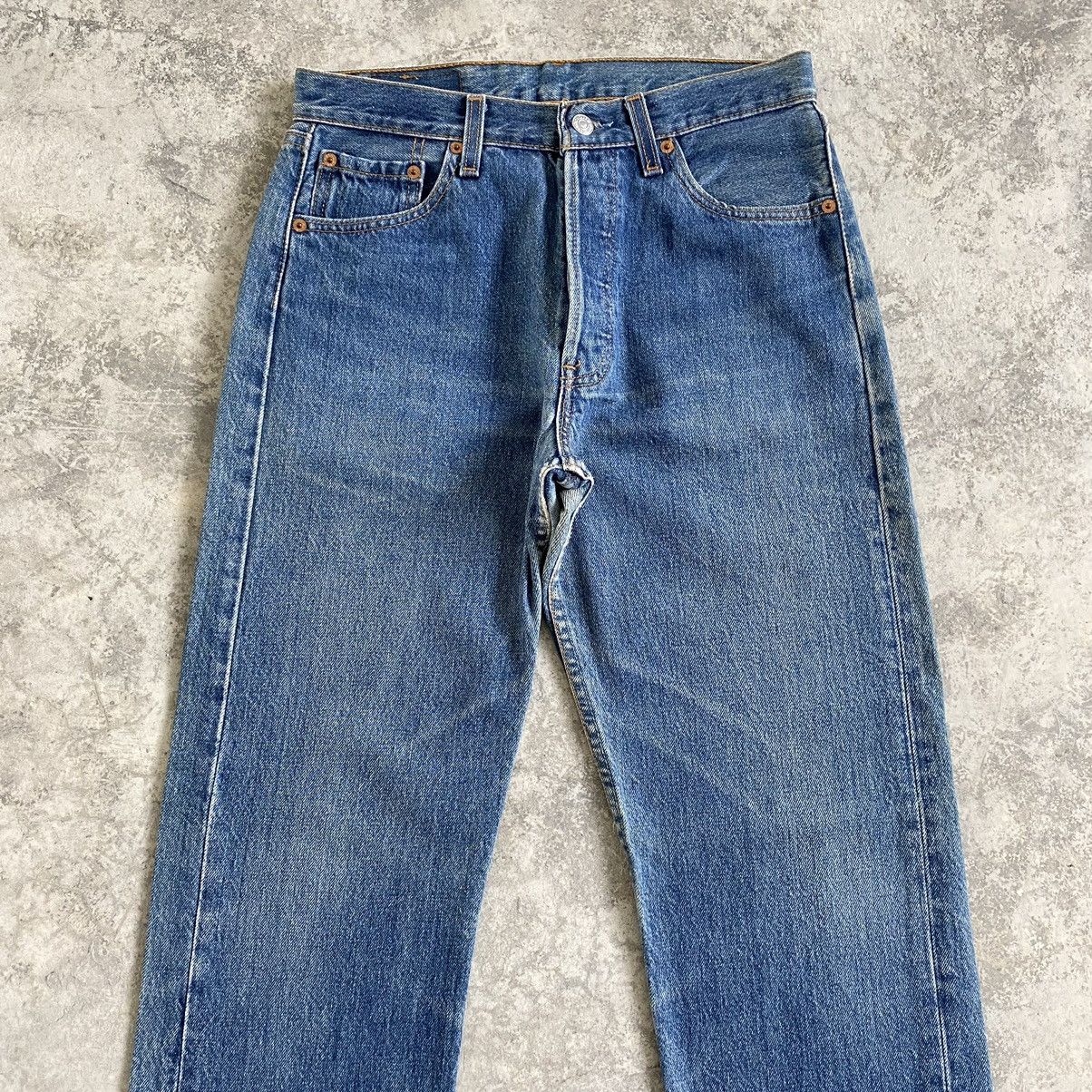 Levi's Vintage 1997 Levi's 501 Stonewashed Blue Denim Jeans Size US 29 - 3 Thumbnail