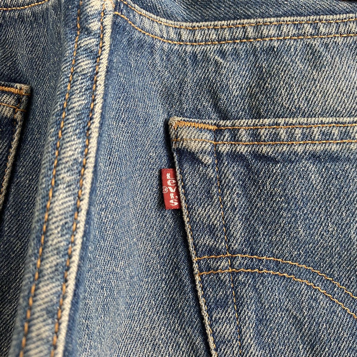 Levi's Vintage 1996 Levi's 501 Faded Blue Denim Jeans Size US 28 / EU 44 - 18 Thumbnail