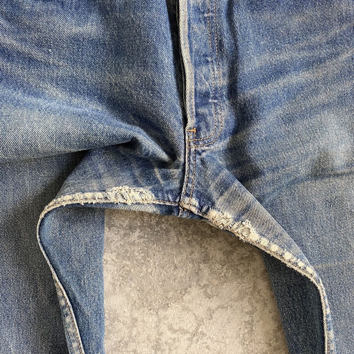 Levi's Vintage 1996 Levi's 501 Faded Blue Denim Jeans Size US 28 / EU 44 - 9 Thumbnail