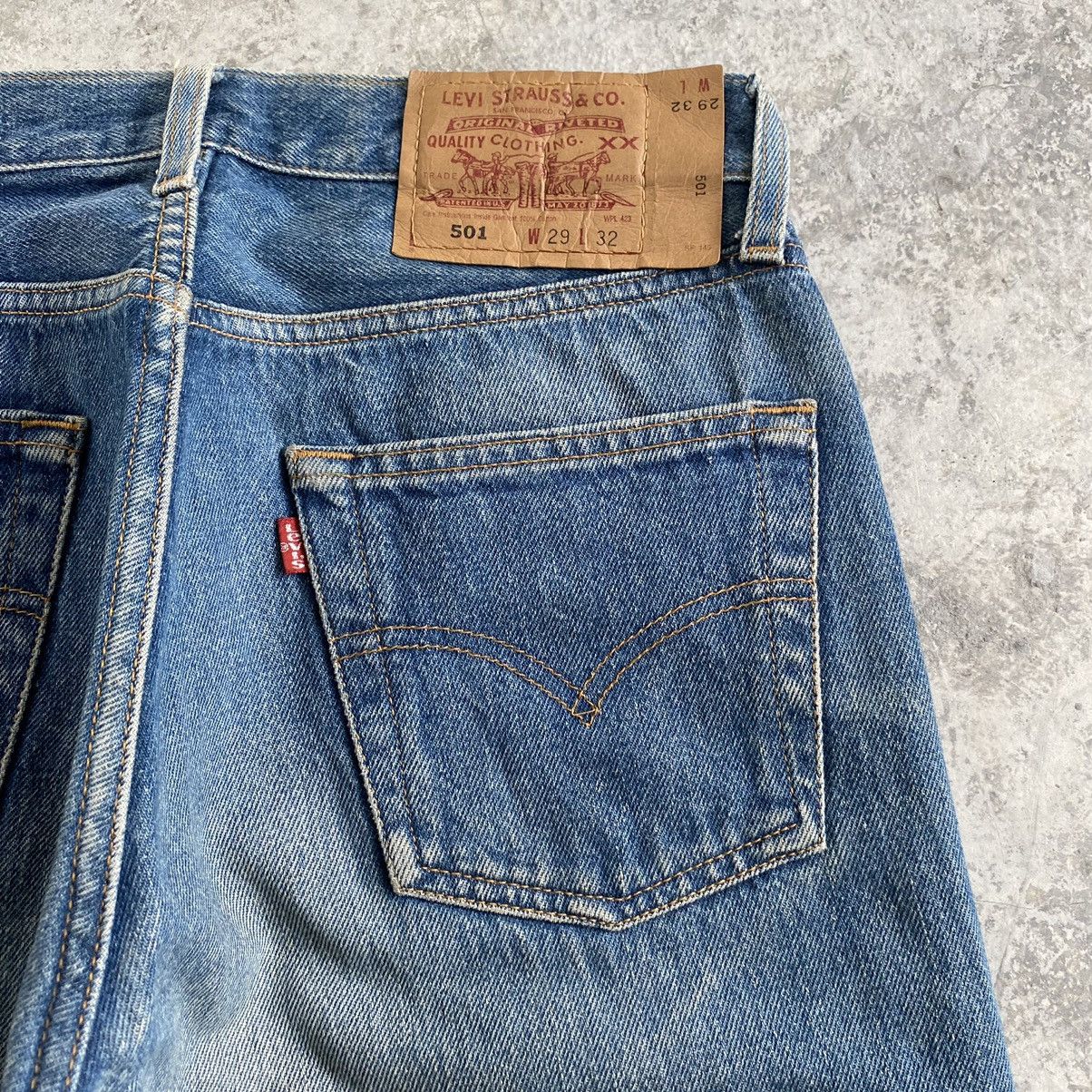Levi's Vintage 1996 Levi's 501 Faded Blue Denim Jeans Size US 28 / EU 44 - 16 Thumbnail