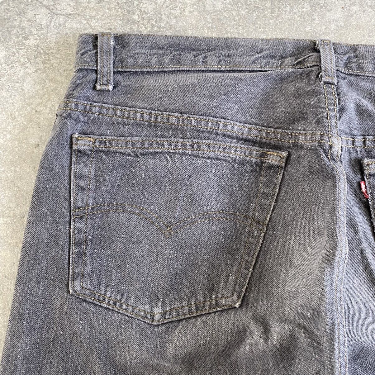 Levi's Size 37x33.5 VTG Late 80’s Levi's 501 Faded Black Jeans Size US 37 - 20 Thumbnail