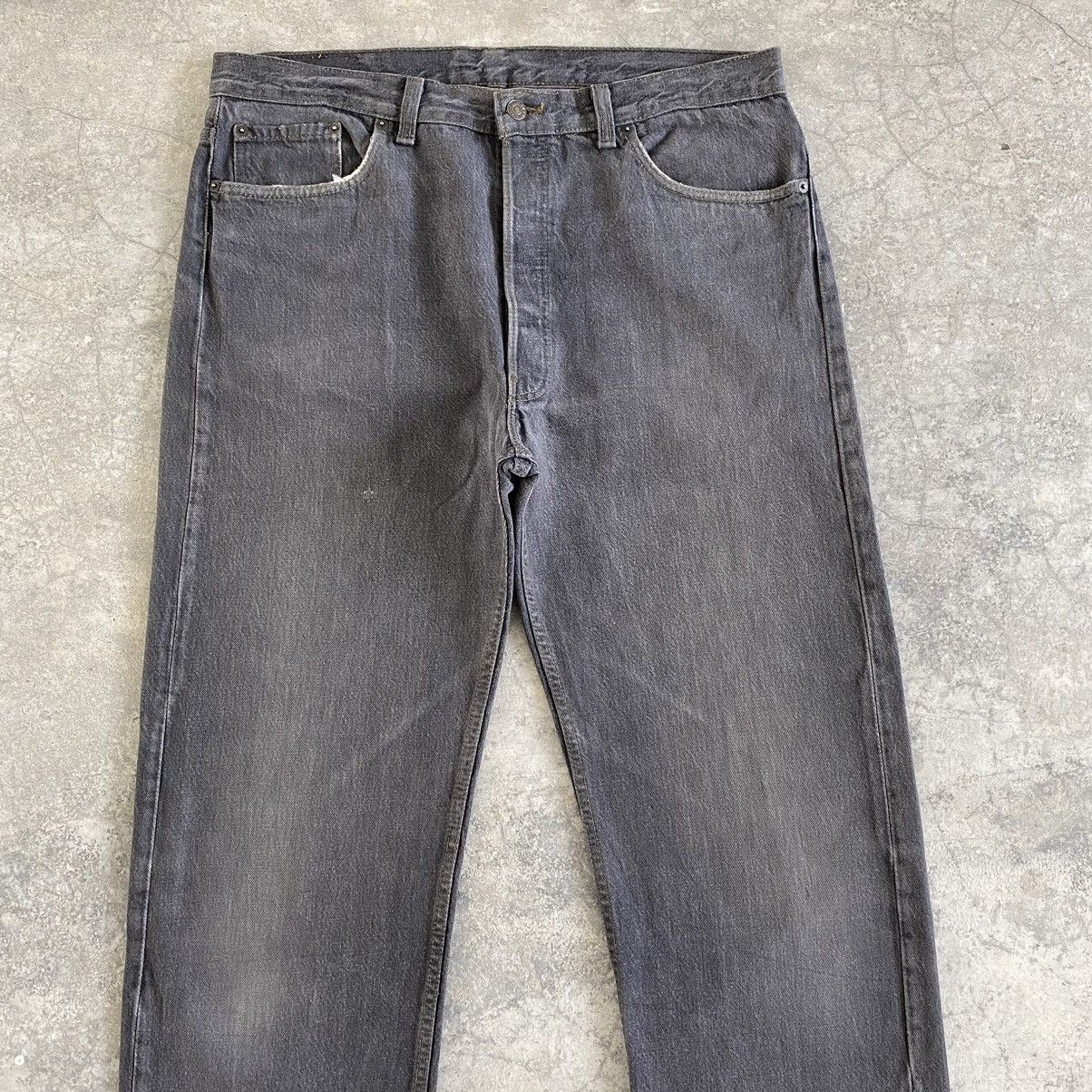 Levi's Size 37x33.5 VTG Late 80’s Levi's 501 Faded Black Jeans Size US 37 - 3 Thumbnail