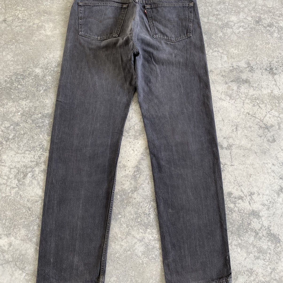 Levi's Size 37x33.5 VTG Late 80’s Levi's 501 Faded Black Jeans Size US 37 - 15 Thumbnail