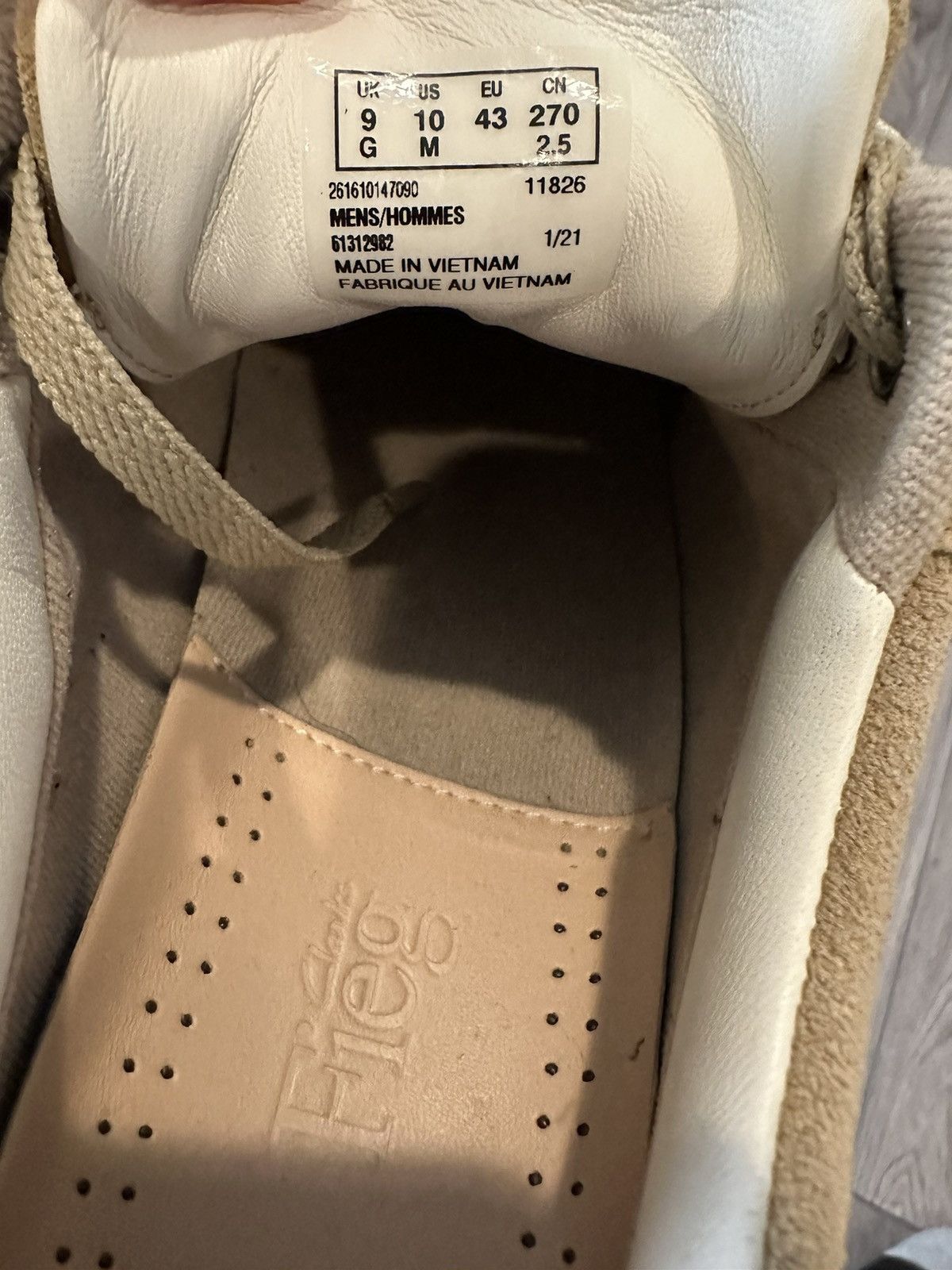 Clarks × Ronnie Fieg Clarks Ronnie Fieg - originals Size US 10 / EU 43 - 6 Thumbnail