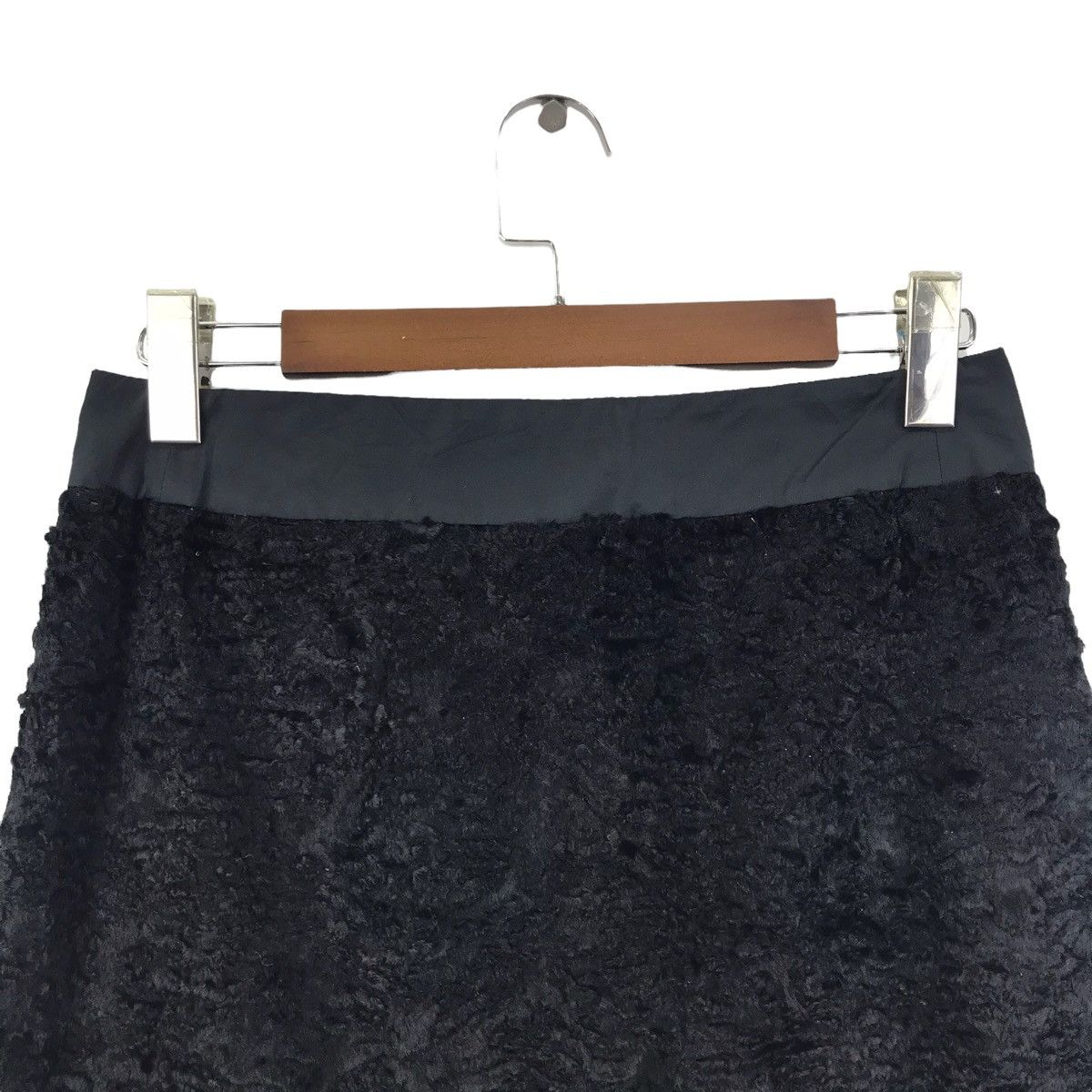 Max Mara MAX MARA Italy Designer Black Fur Skirt Size 27" / US 4 / IT 40 - 2 Thumbnail