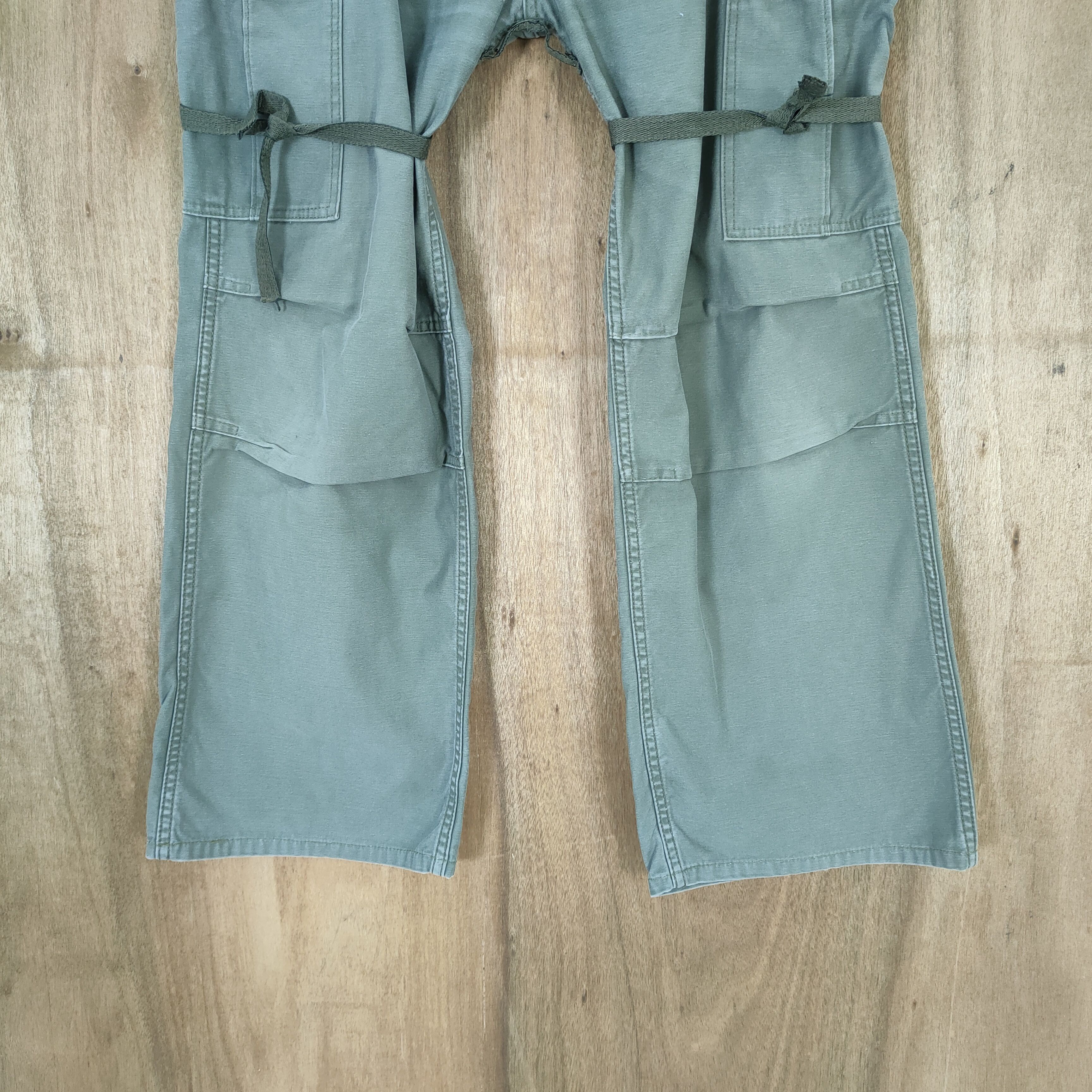 Japanese Brand BONDAGE BAGGY CARGO PANTS Size US 34 / EU 50 - 4 Thumbnail